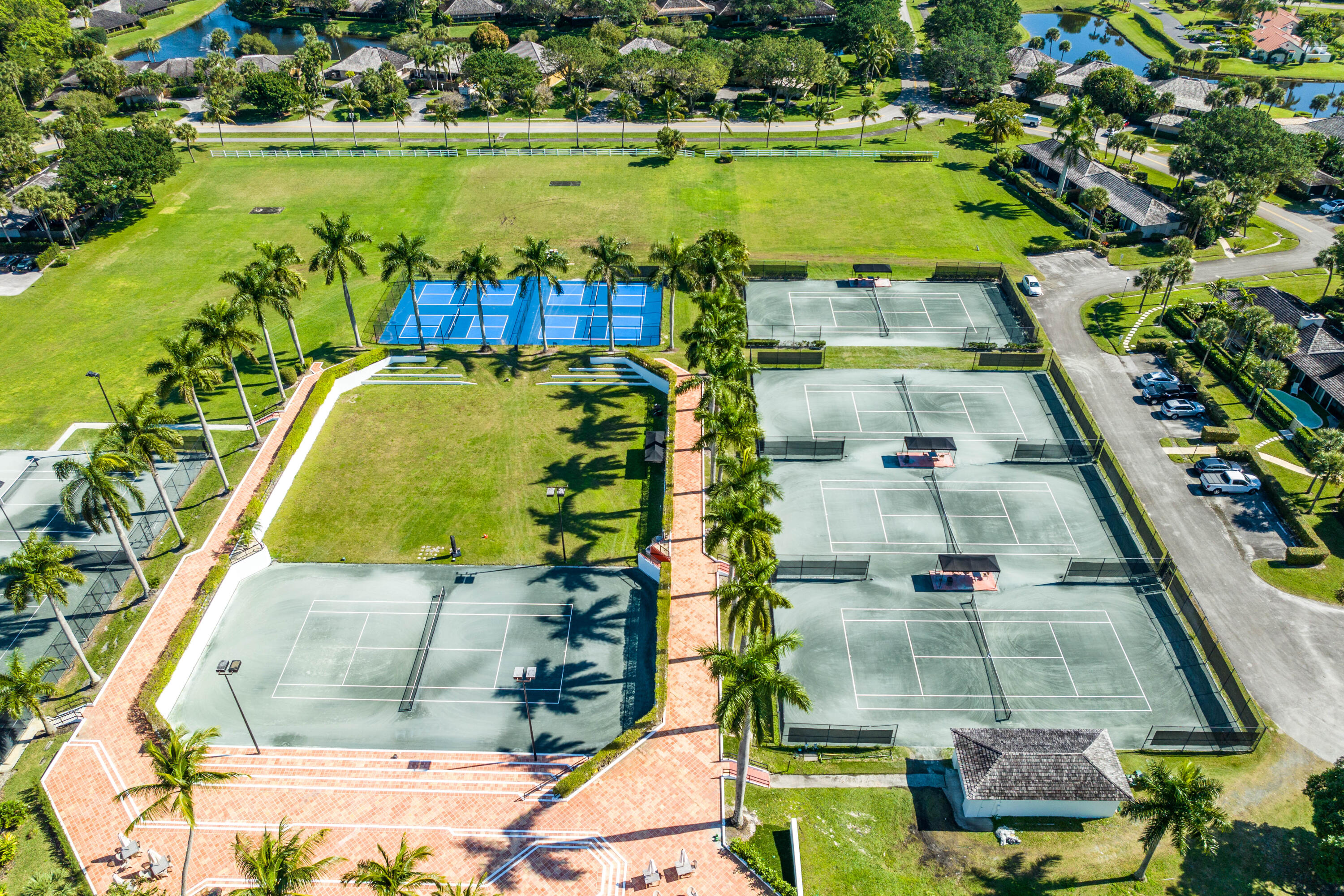 Bagattelle Condo - Residential