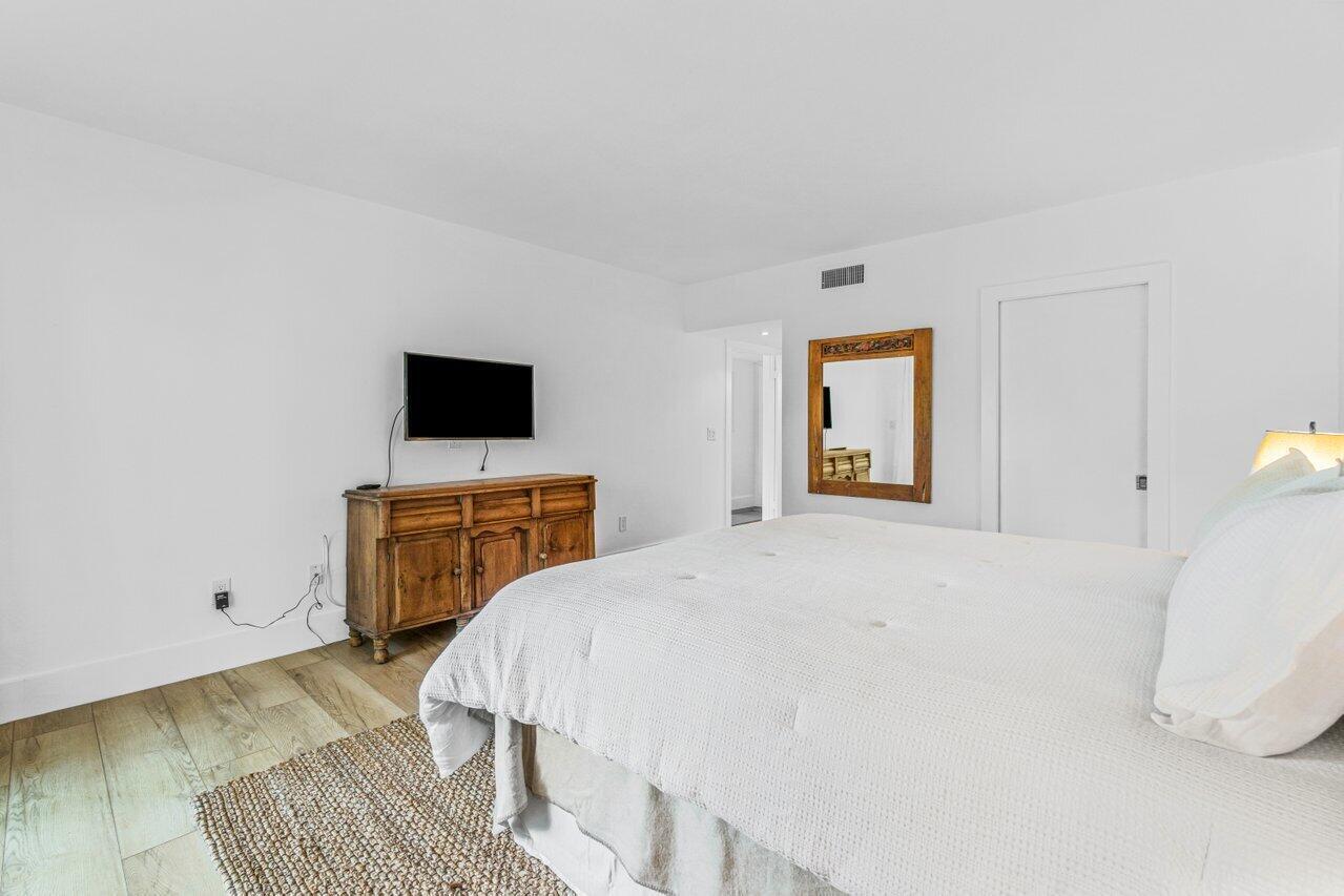 Bagattelle Condo - Residential