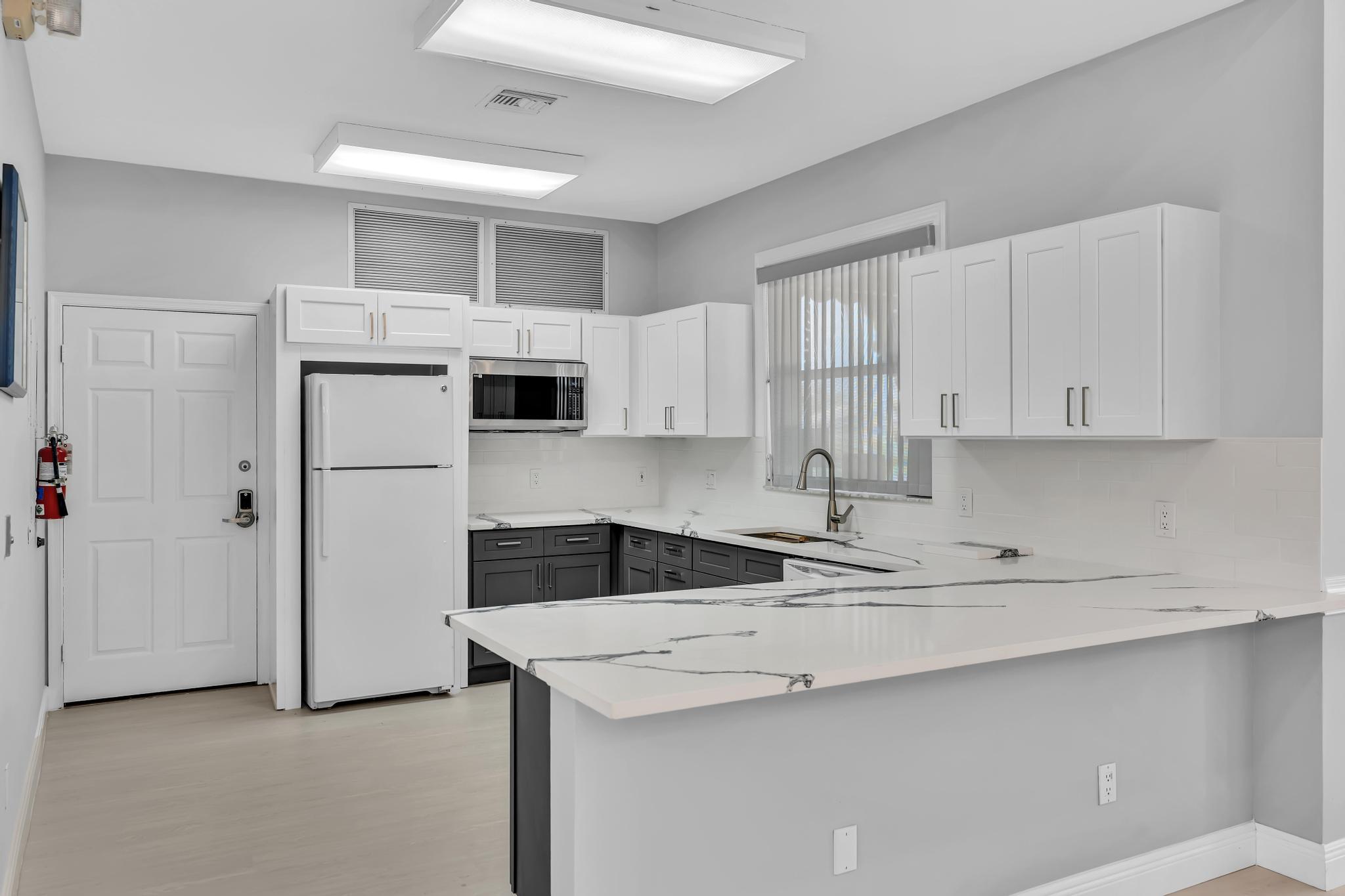 Lakes of Westchester, Pipers Glen - Residential