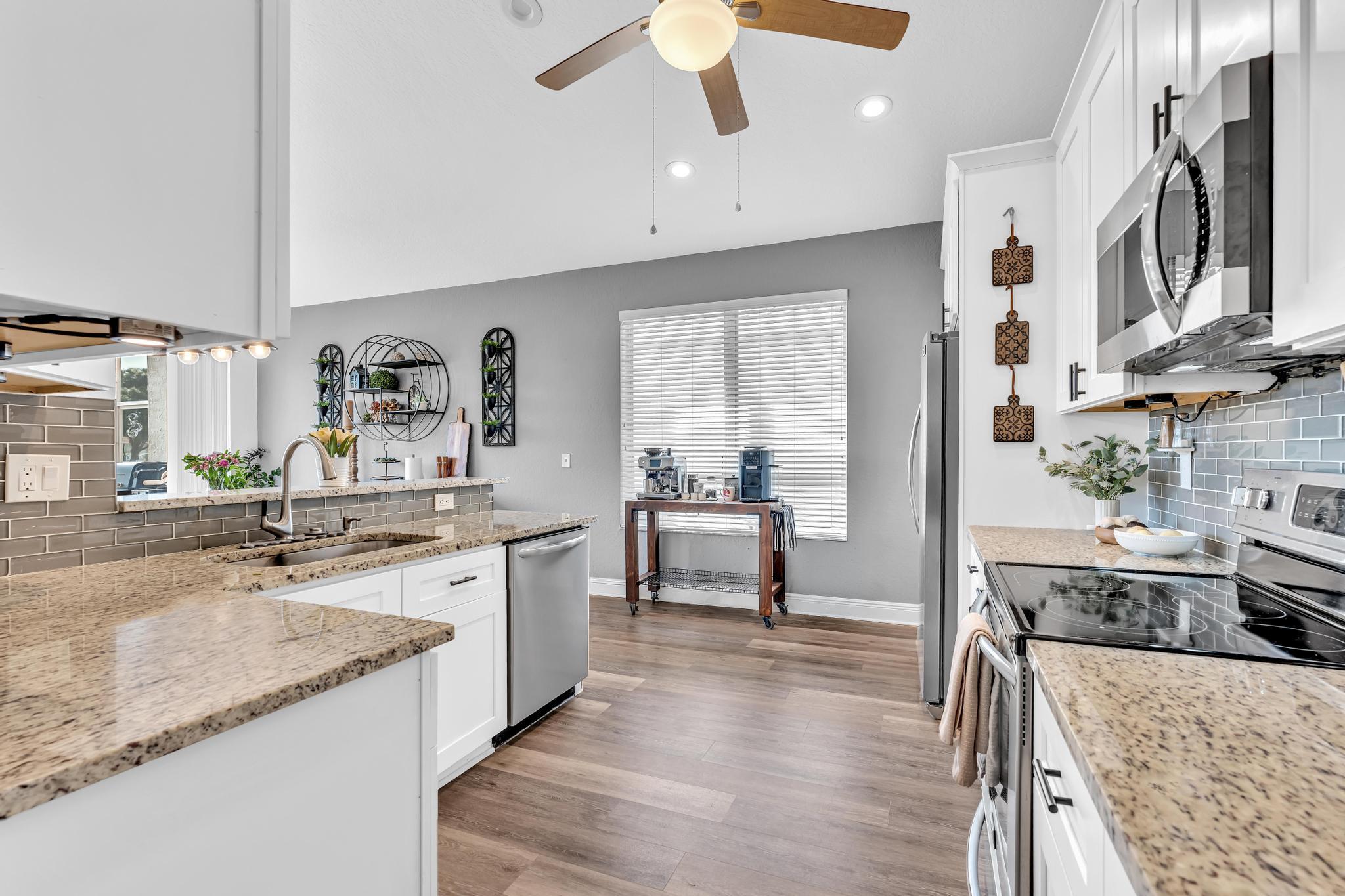 Lakes of Westchester, Pipers Glen - Residential