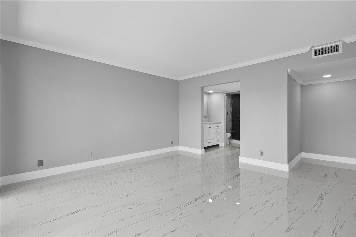 LAKE HARBOR COVE CONDO - Residential Lease