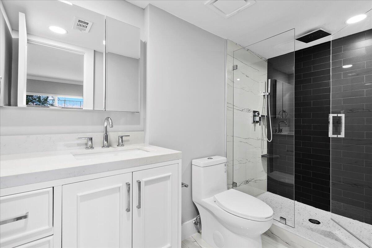 LAKE HARBOR COVE CONDO - Residential Lease