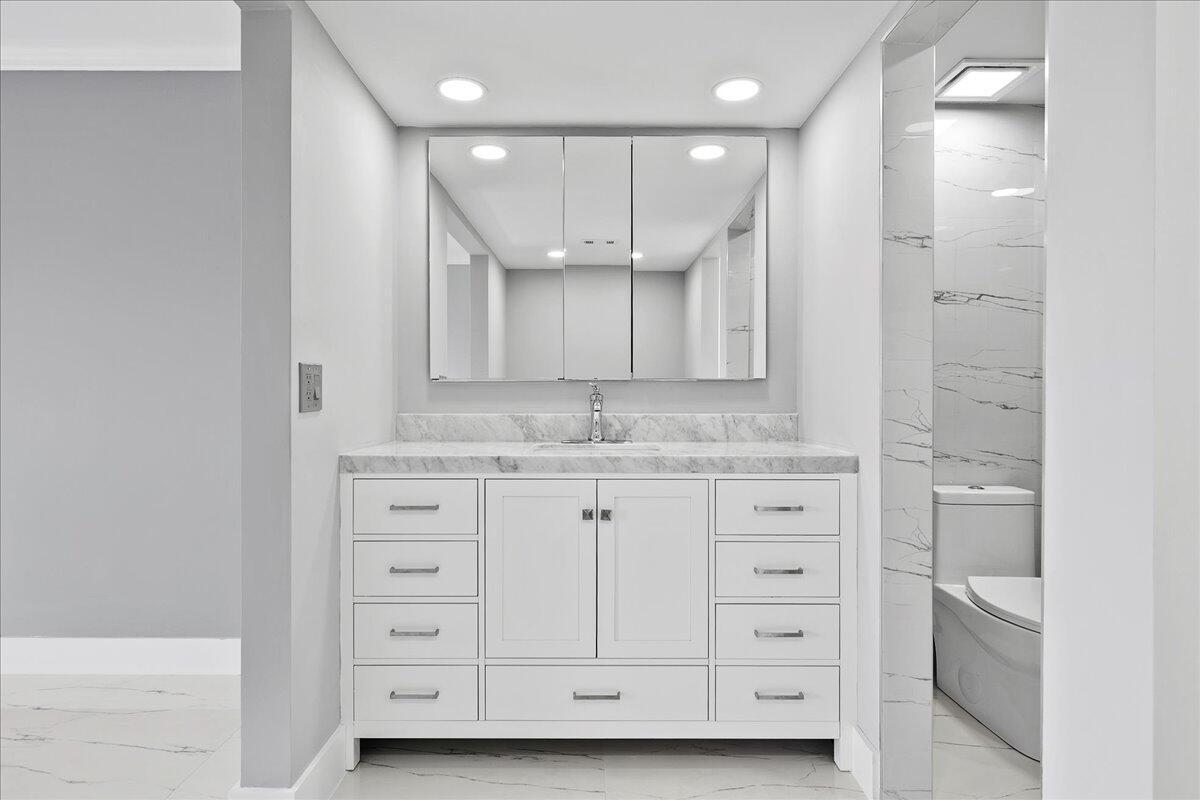LAKE HARBOR COVE CONDO - Residential Lease