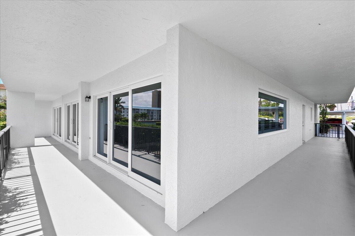 LAKE HARBOR COVE CONDO - Residential Lease