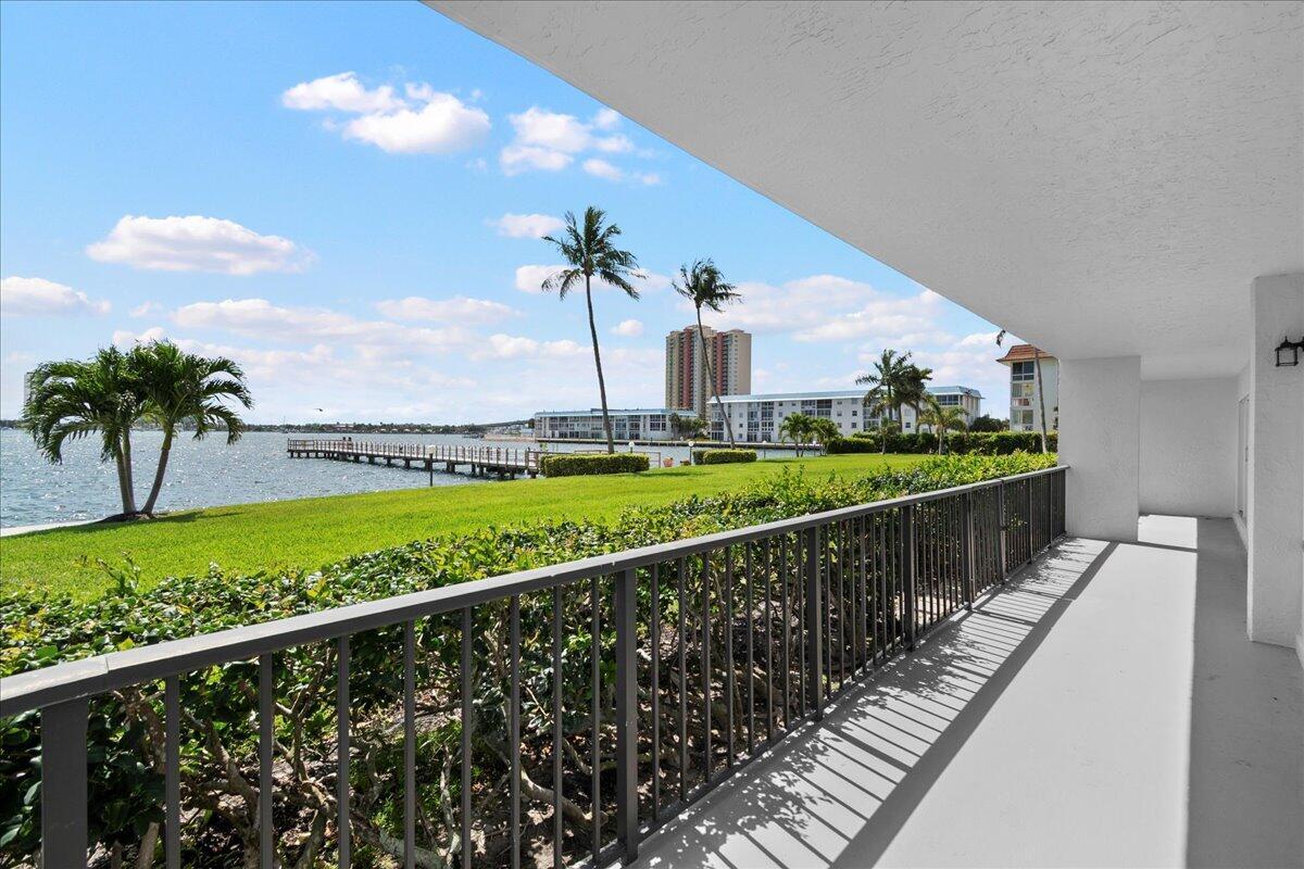 LAKE HARBOR COVE CONDO - Residential Lease