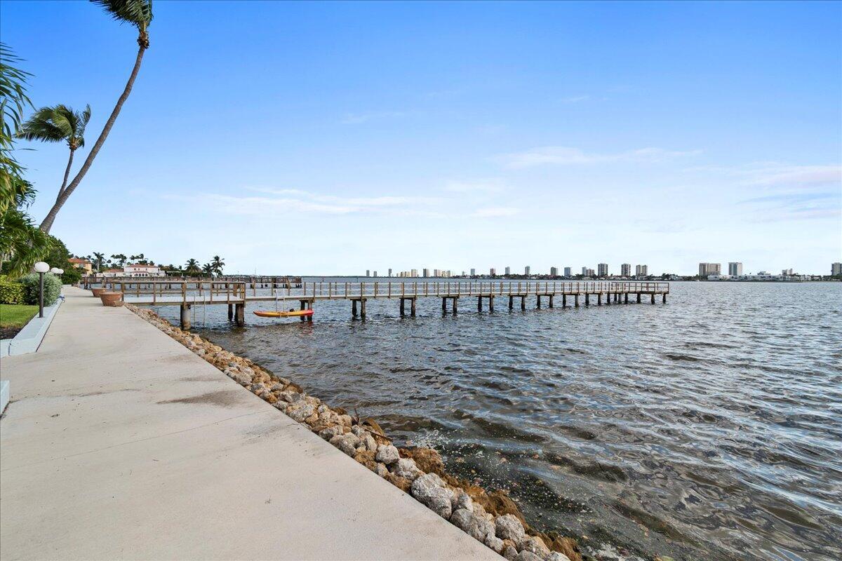 LAKE HARBOR COVE CONDO - Residential Lease