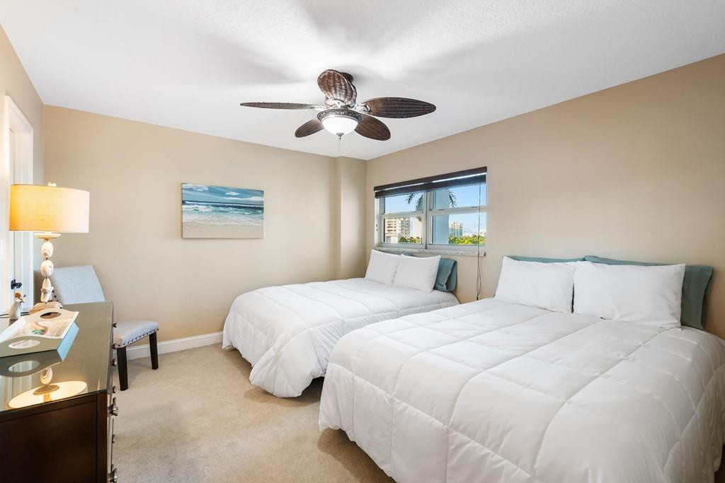 BAYSHORE TOWERS - Residential