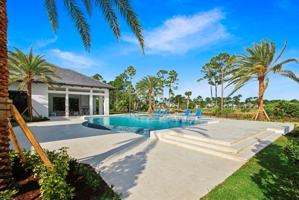 OLD PALM 3 - Residential