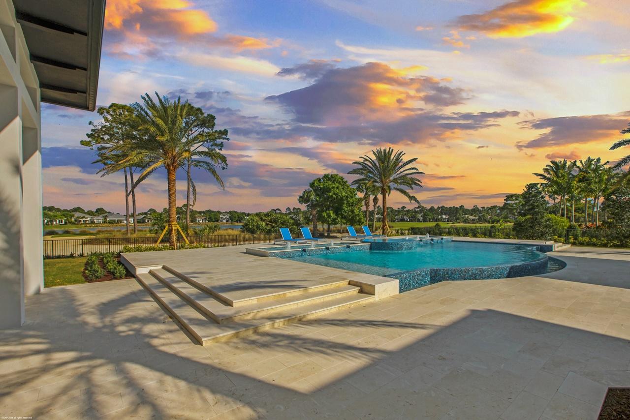 OLD PALM 3 - Residential