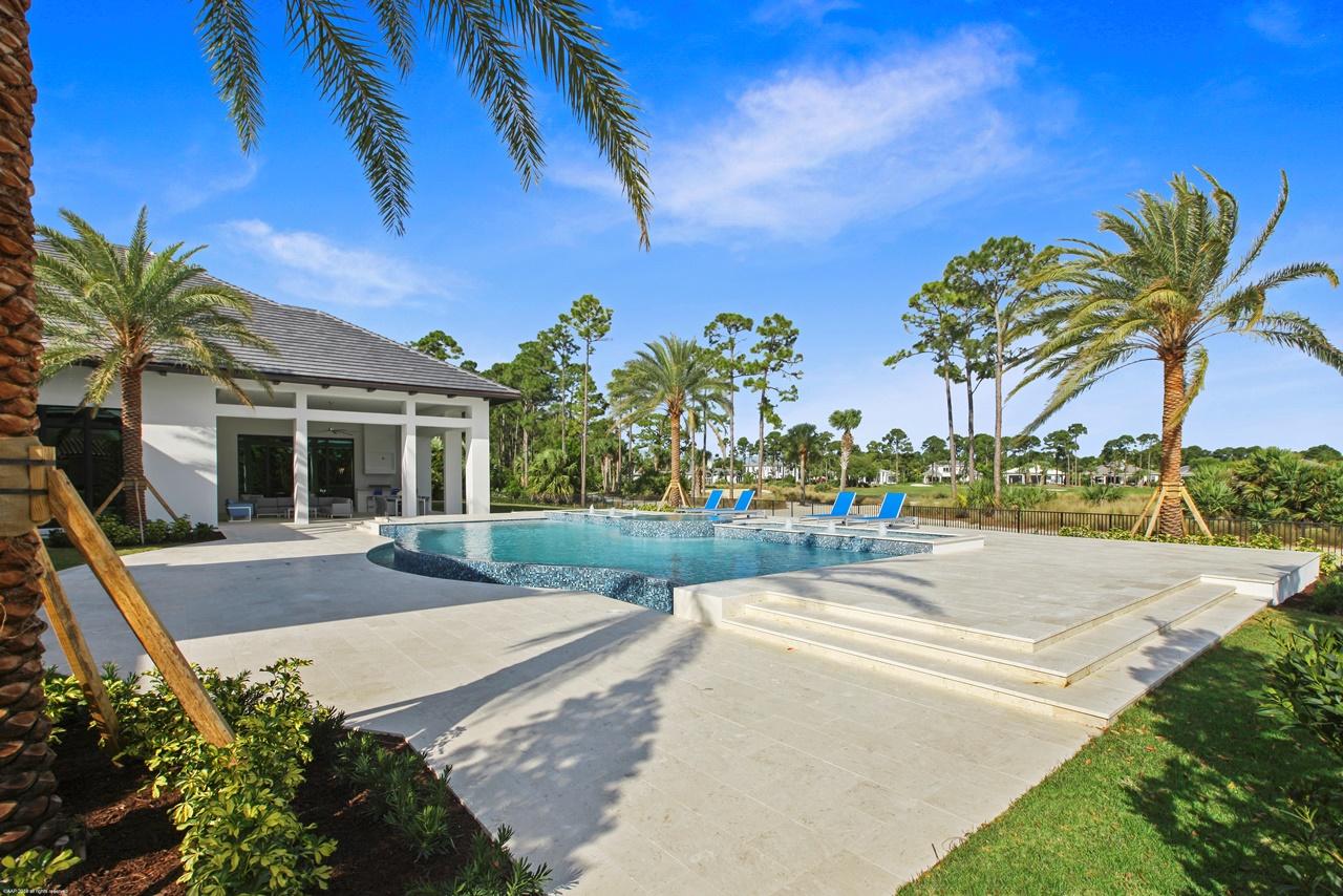 OLD PALM 3 - Residential
