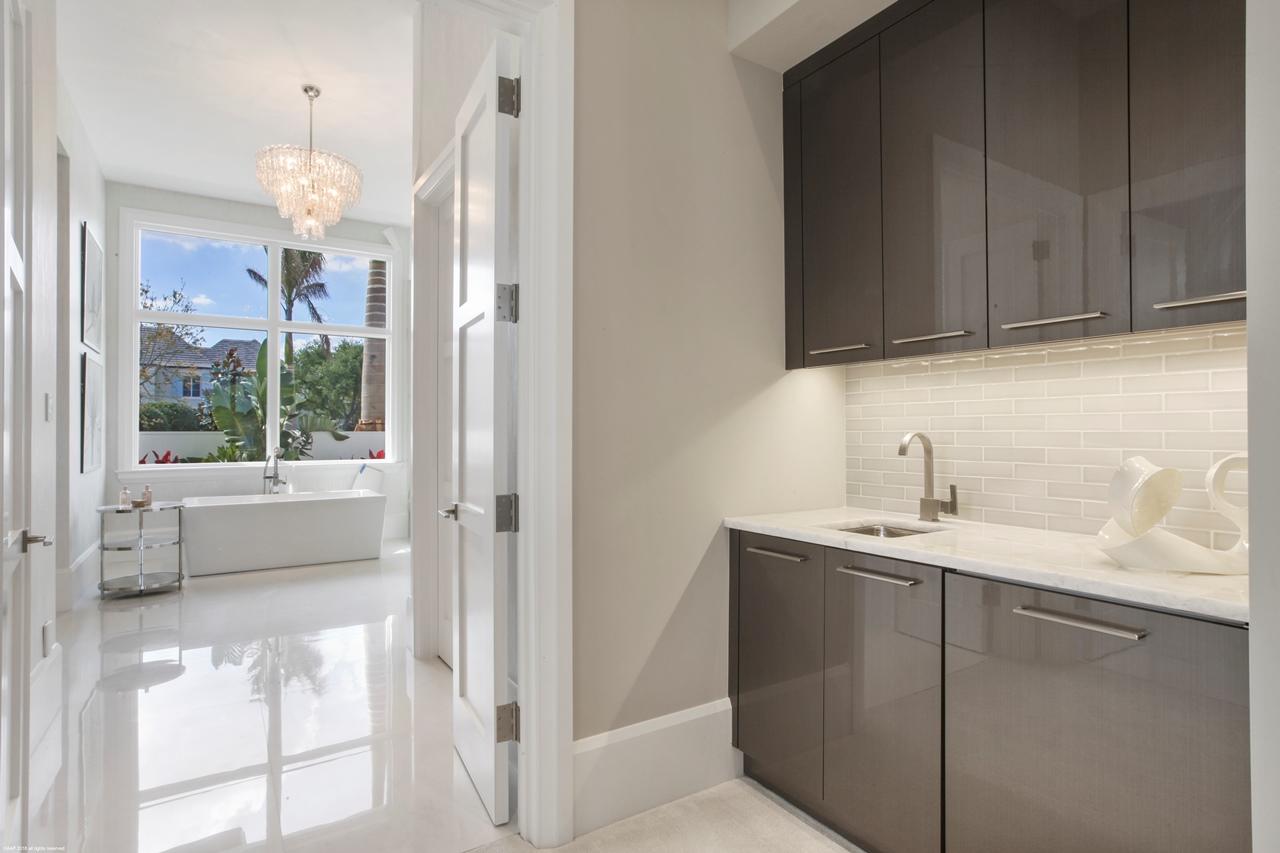 OLD PALM 3 - Residential