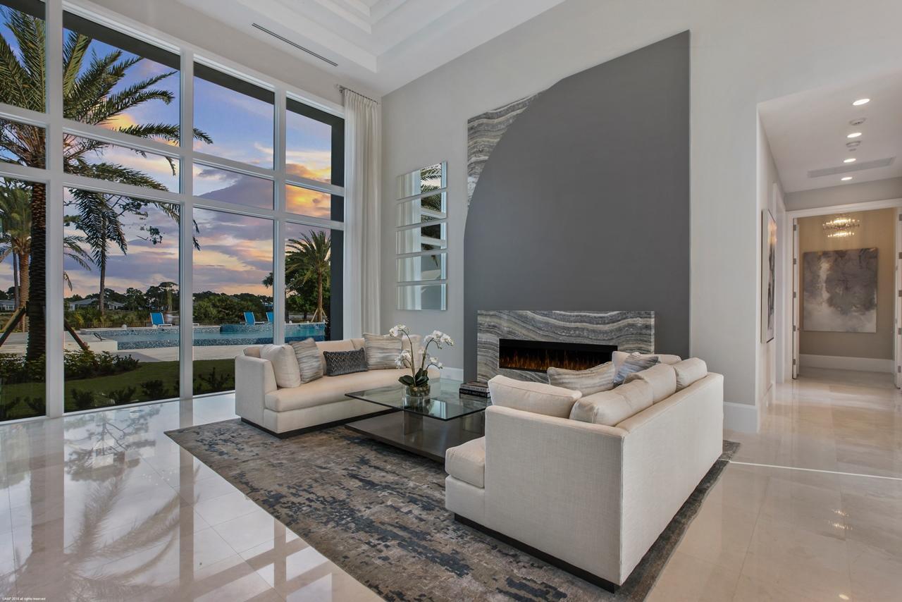 OLD PALM 3 - Residential