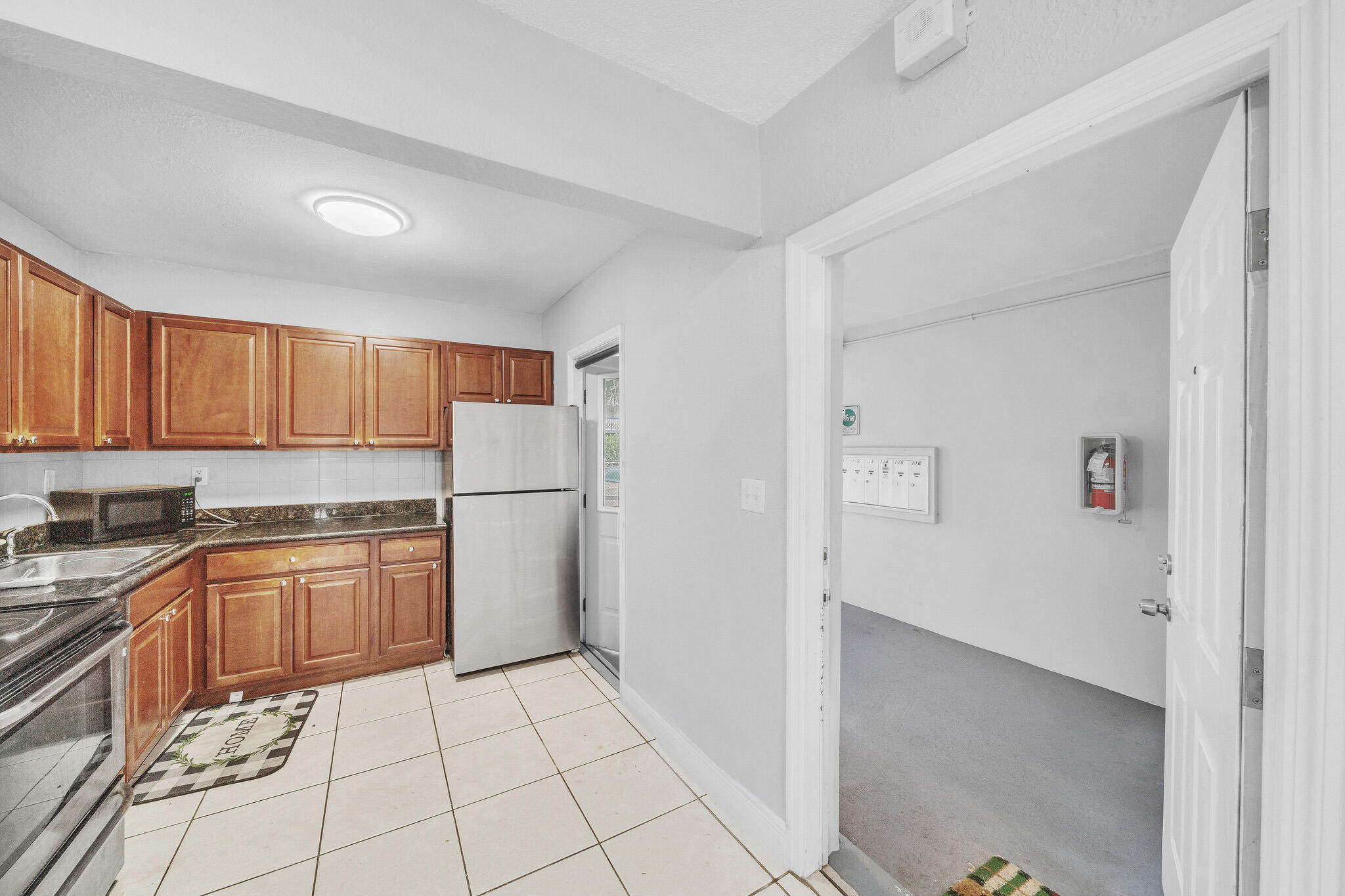 RIVERSIDE ADD AMEN PLAT - Residential Lease