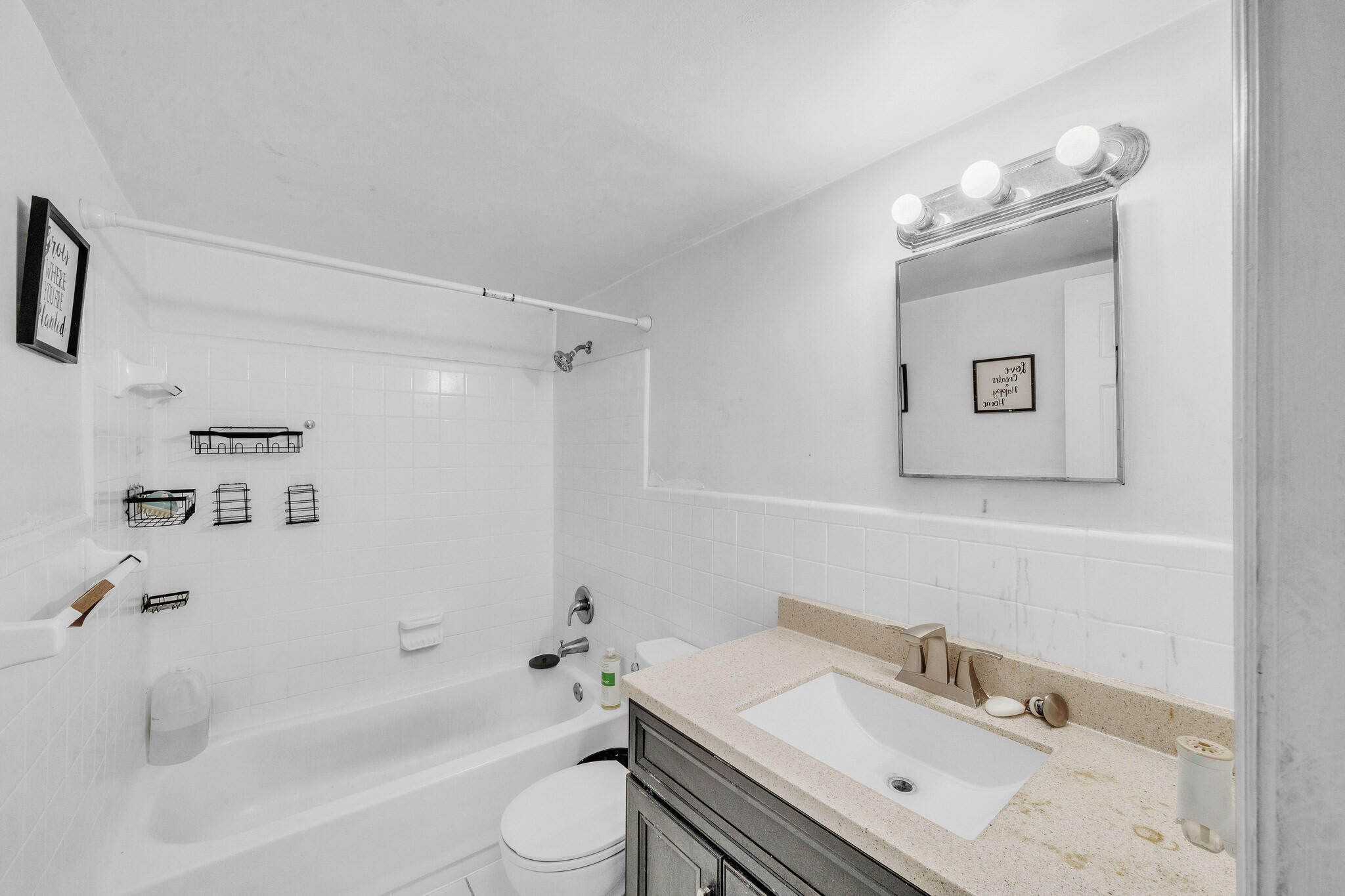 RIVERSIDE ADD AMEN PLAT - Residential Lease