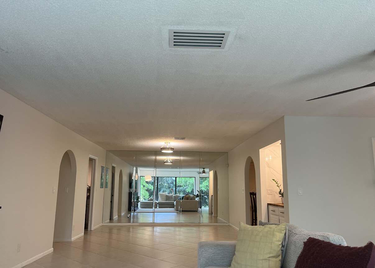 LANDS OF THE PRESIDENT CONDO 6 - Residential