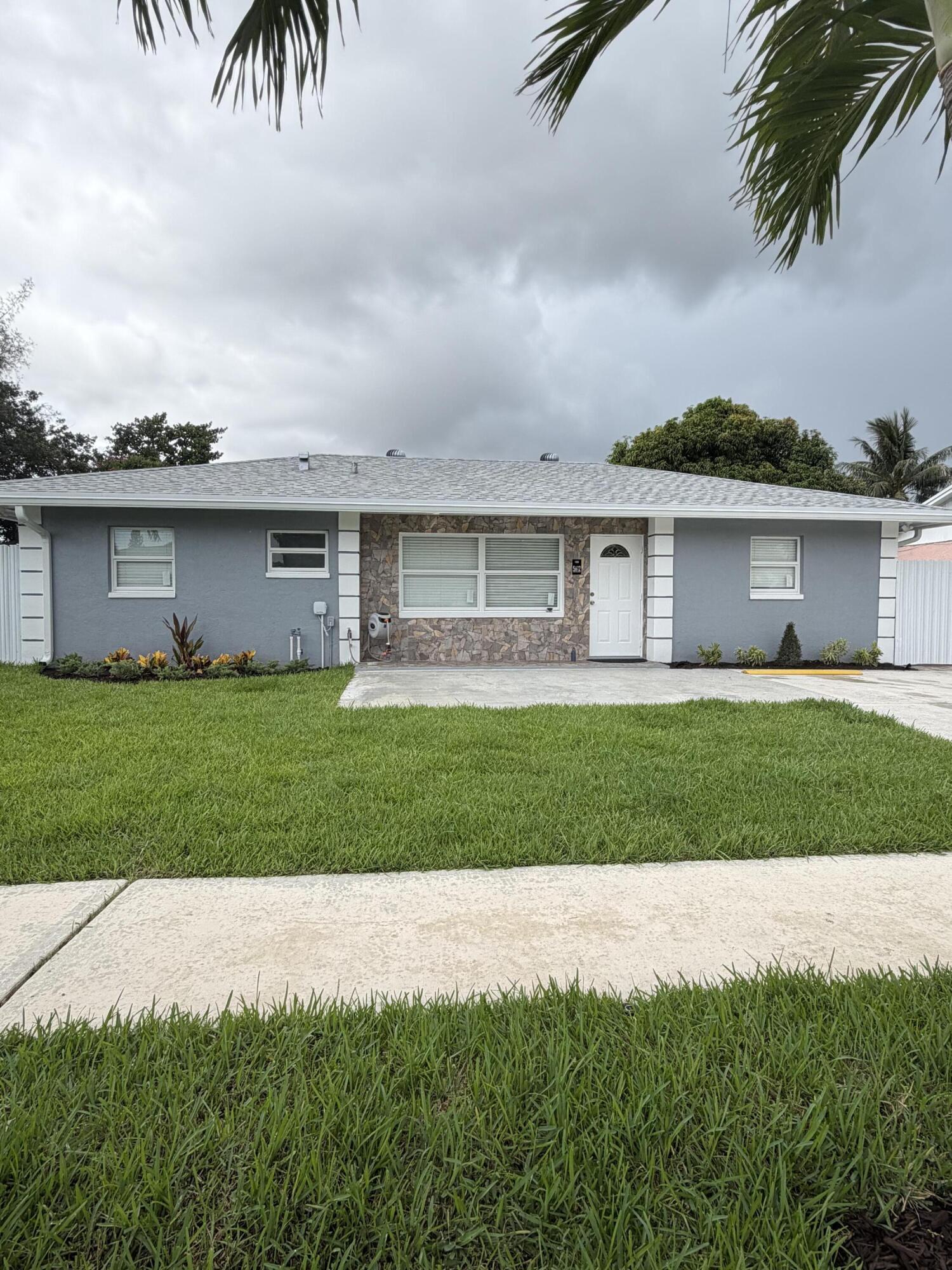 LAKE WORTH HILLS 2ND ADD - Residential