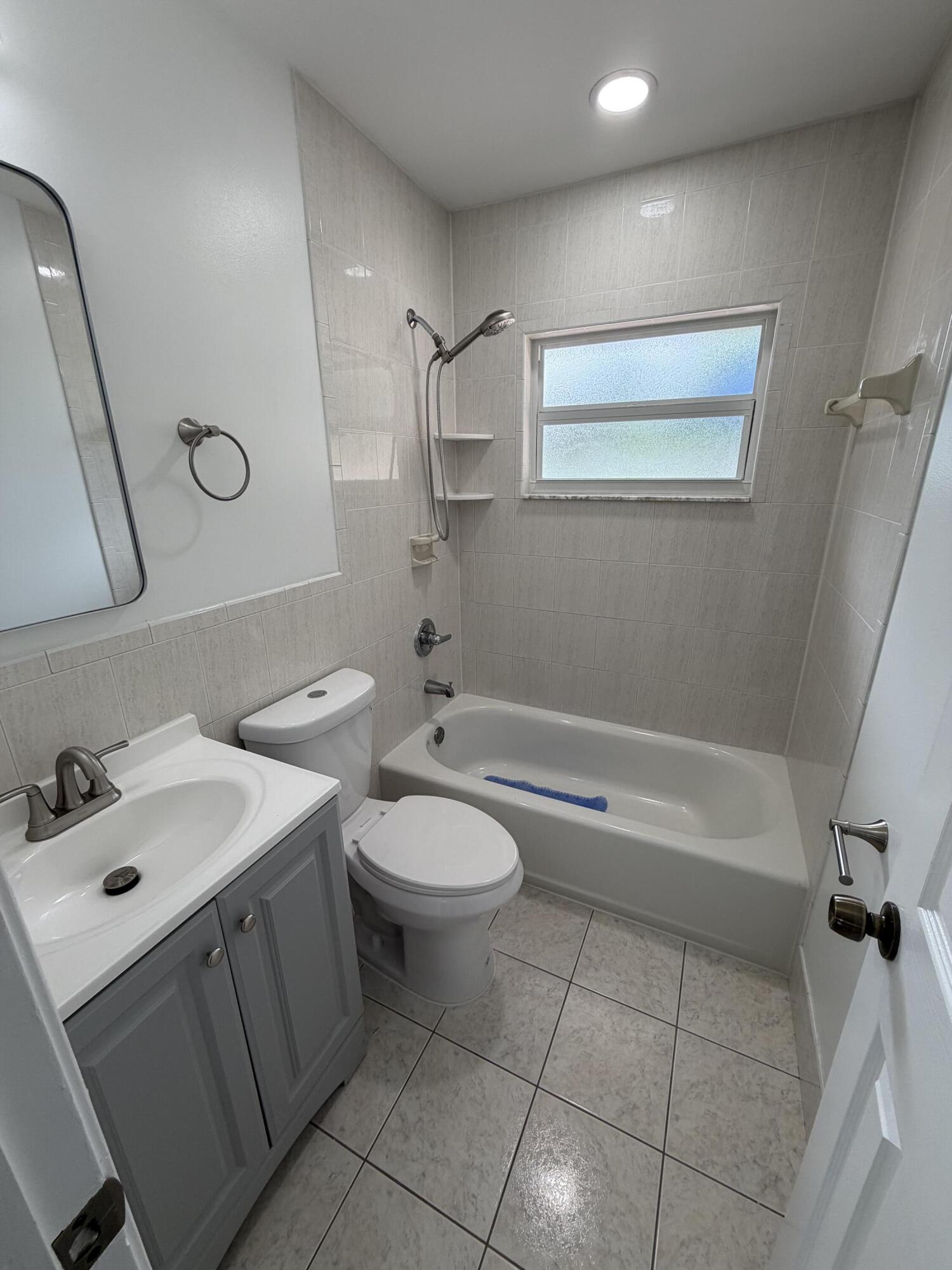LAKE WORTH HILLS 2ND ADD - Residential