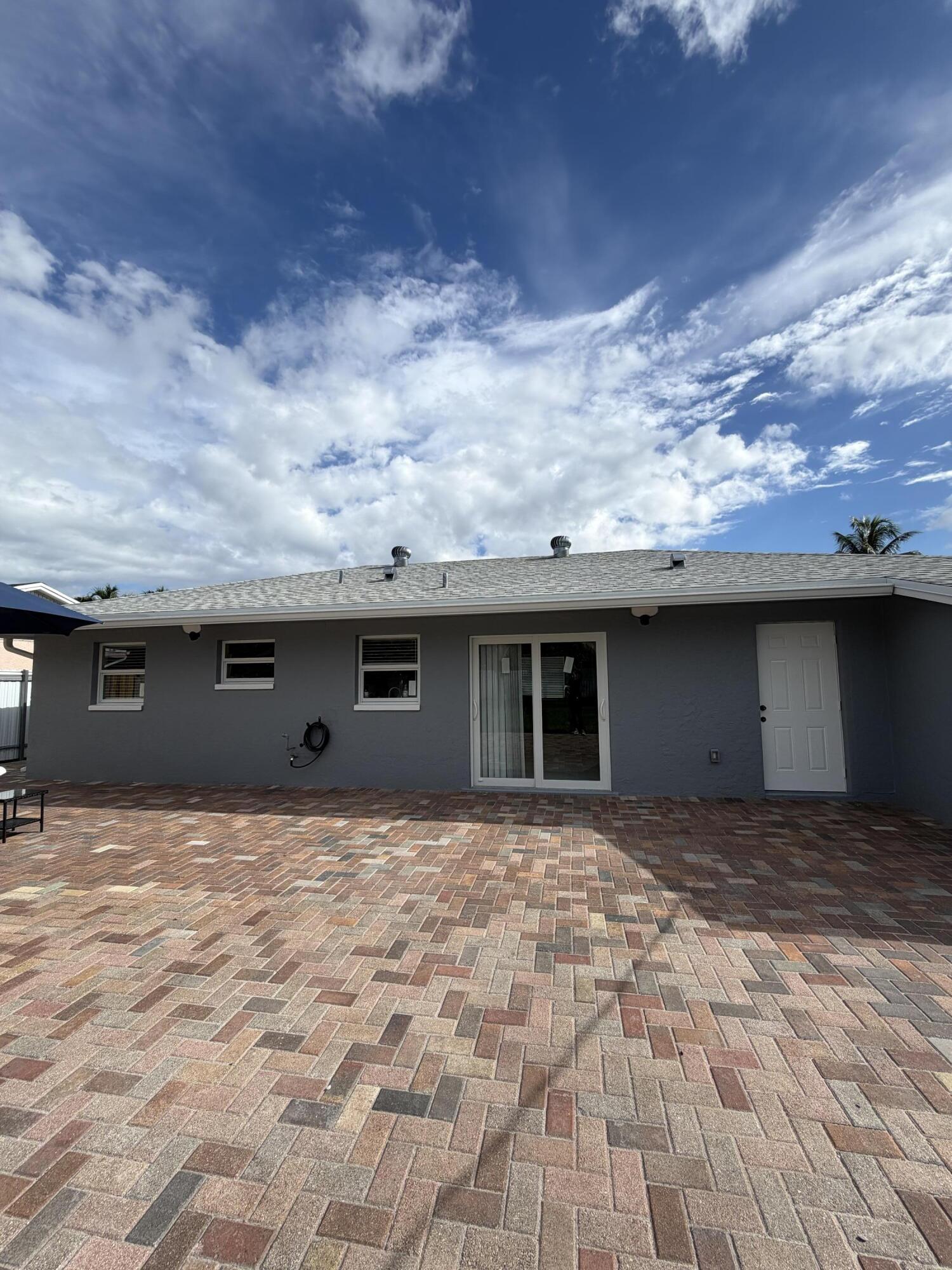 LAKE WORTH HILLS 2ND ADD - Residential