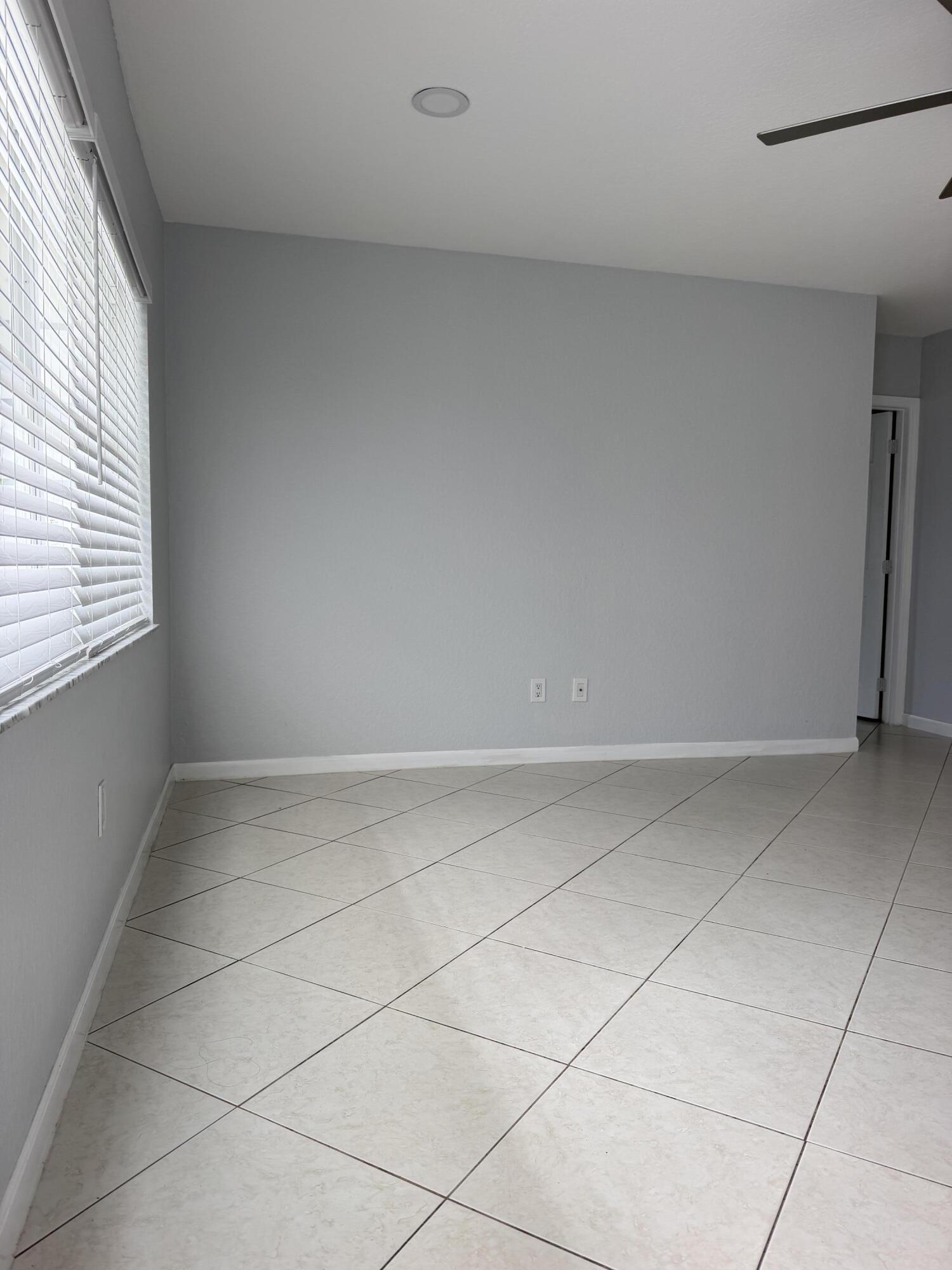 LAKE WORTH HILLS 2ND ADD - Residential