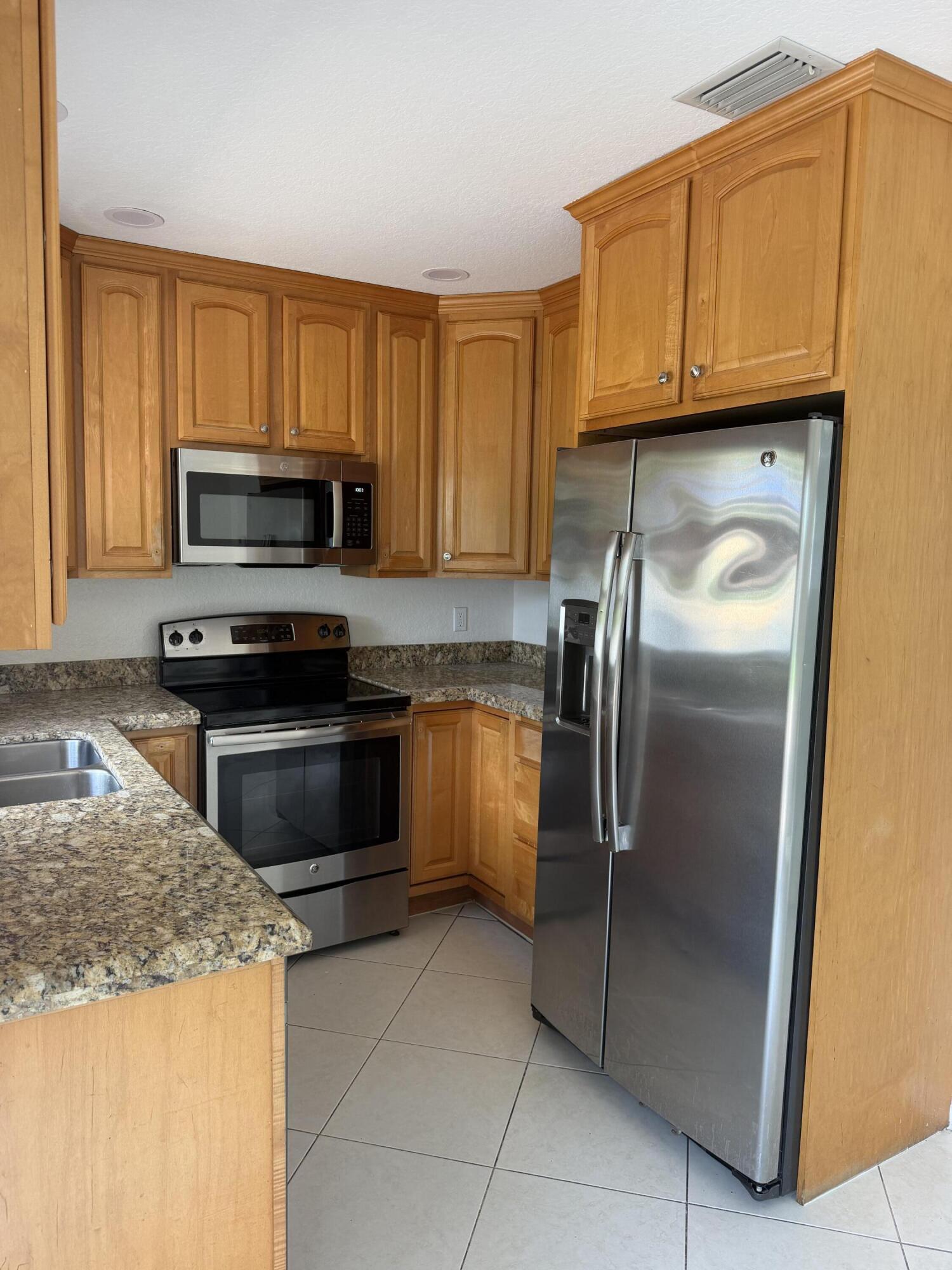 LAKE WORTH HILLS 2ND ADD - Residential