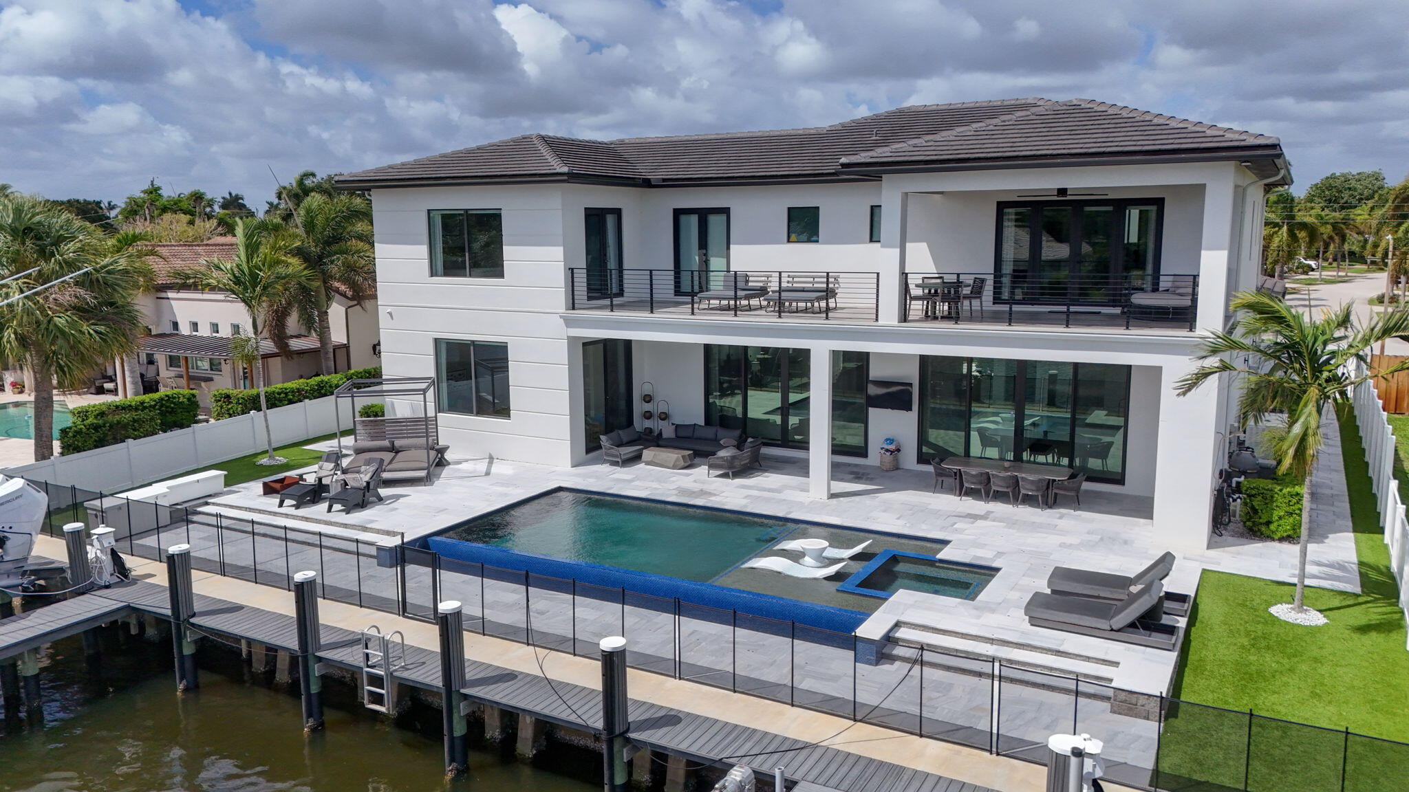 NORTH PALM BEACH VILLAGE OF 6 - Residential