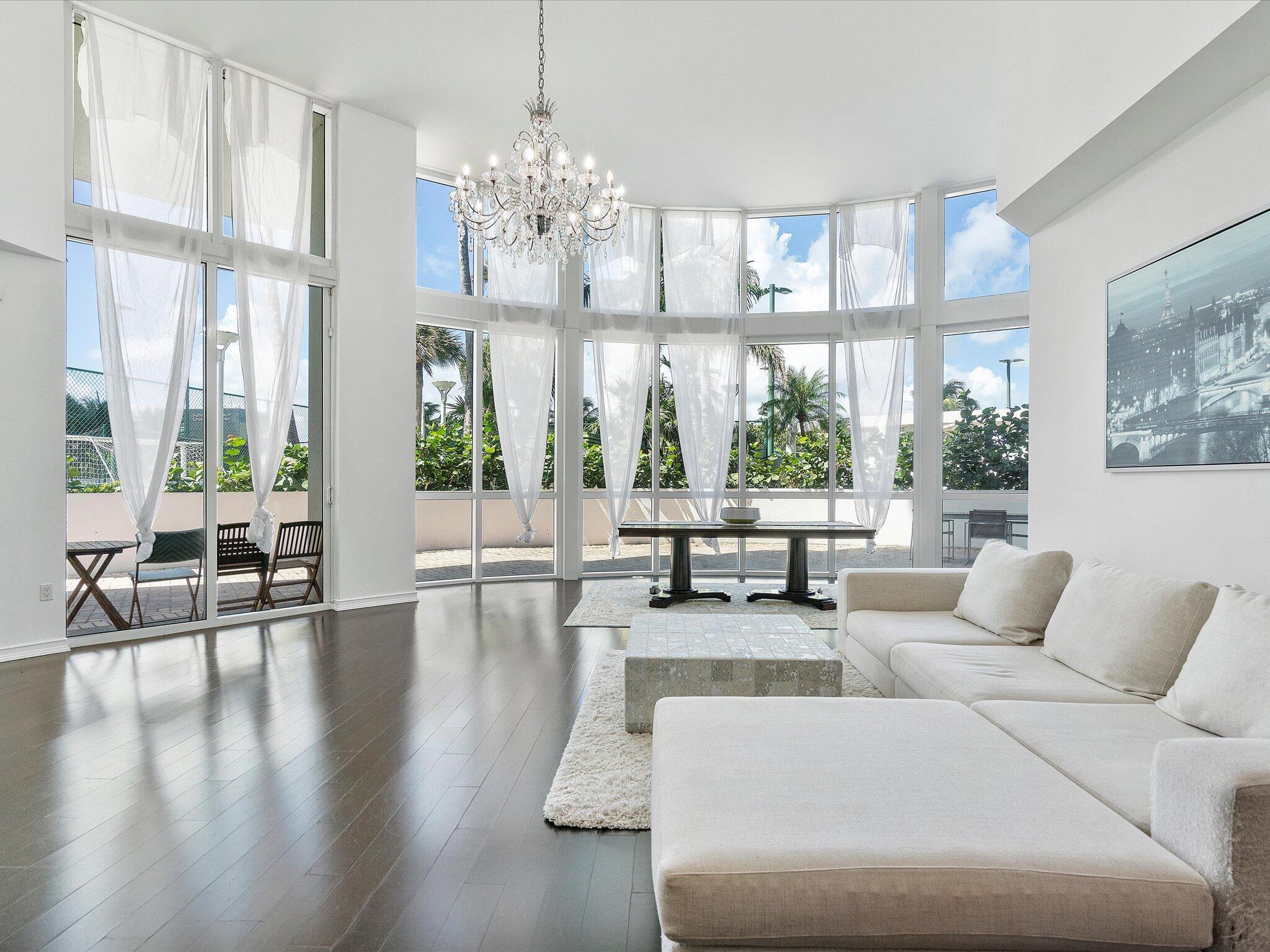 TRUMP PALACE CONDO - Residential