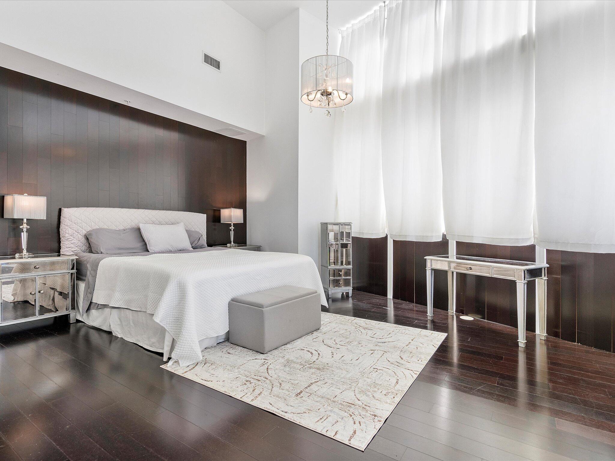 TRUMP PALACE CONDO - Residential