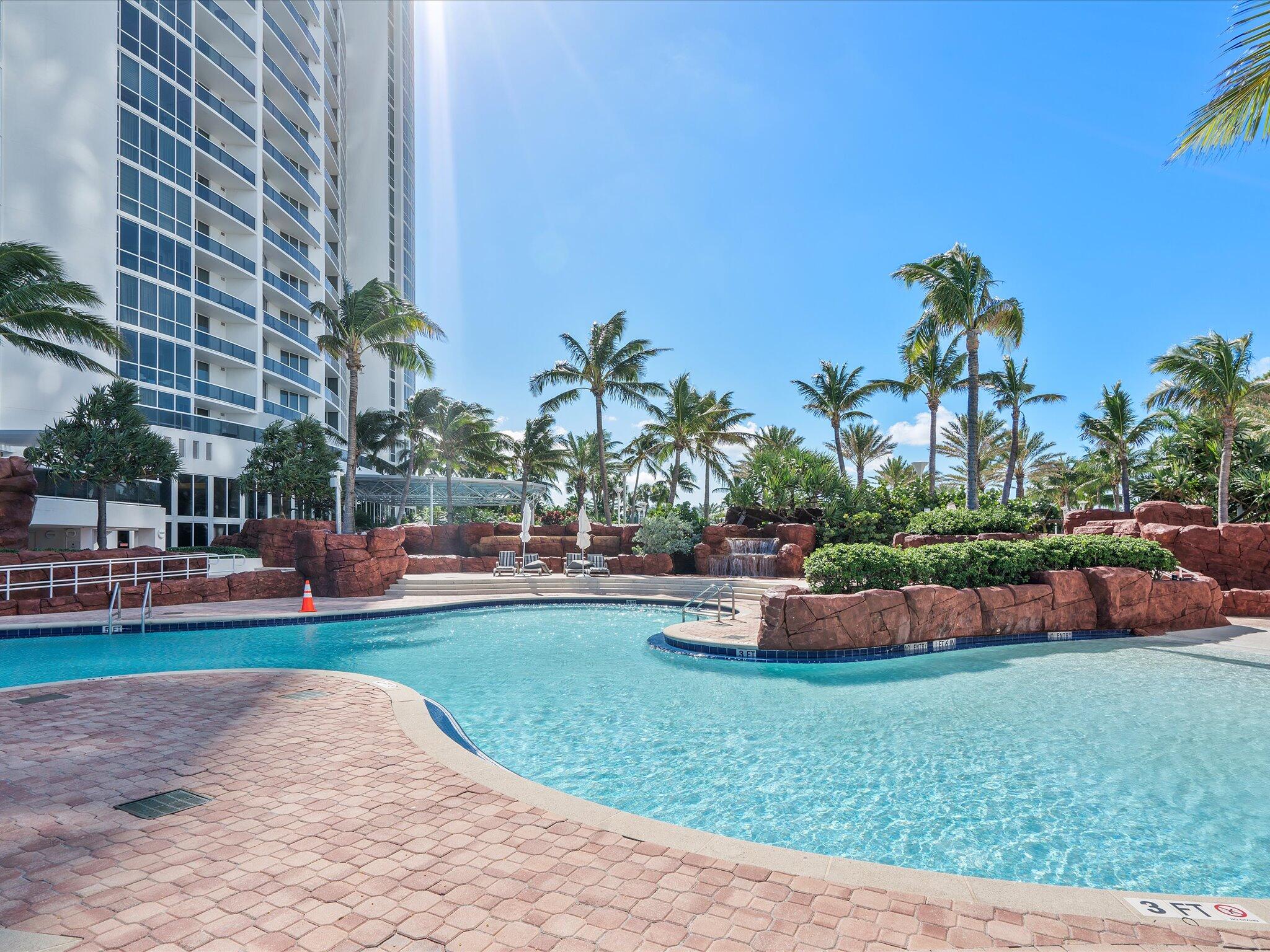 TRUMP PALACE CONDO - Residential