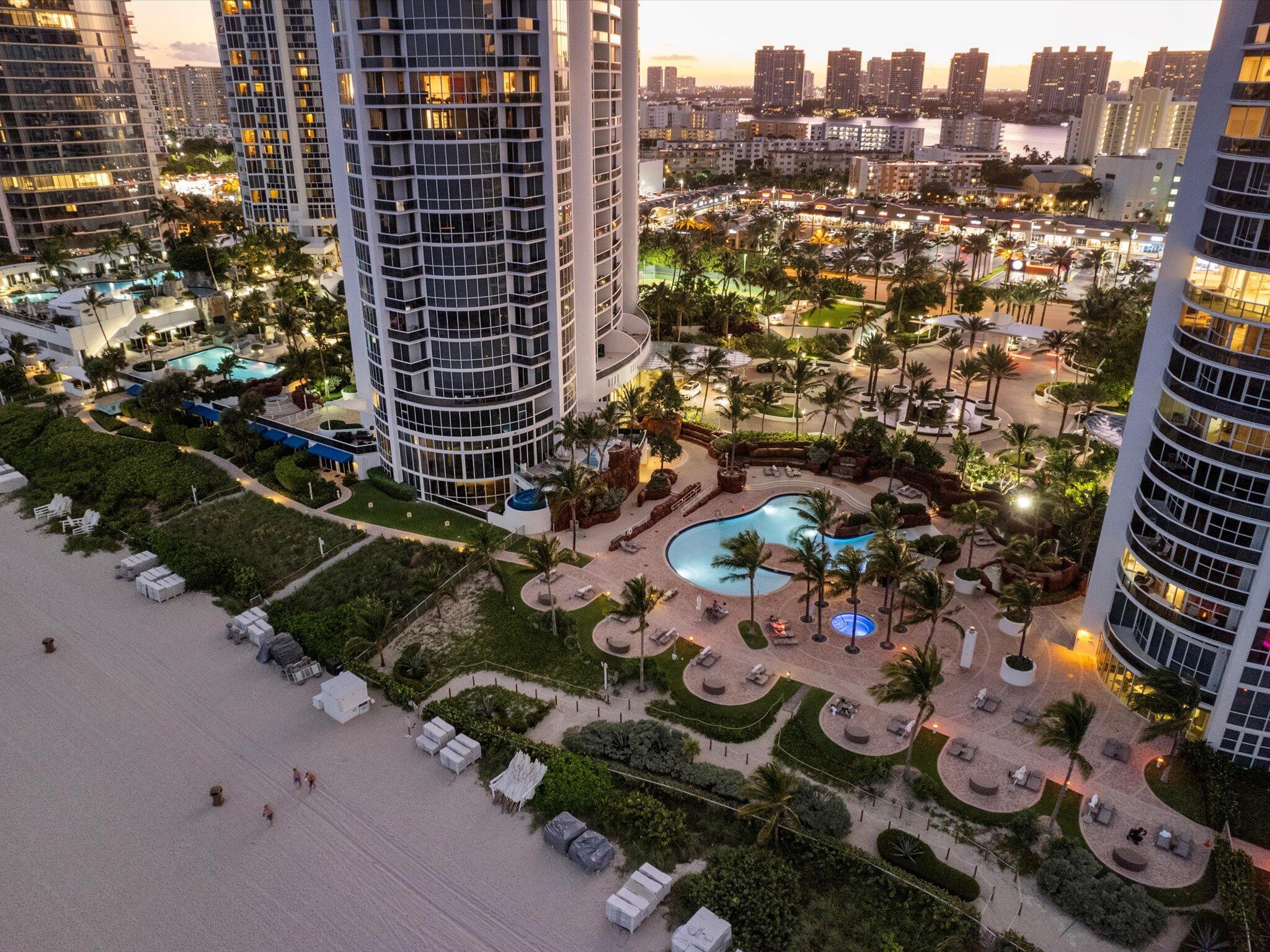 TRUMP PALACE CONDO - Residential