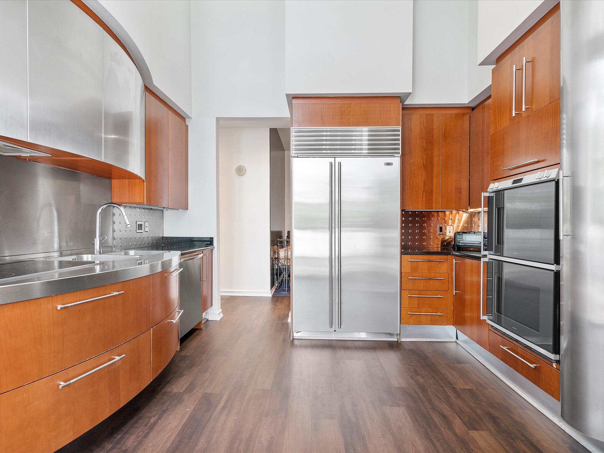 TRUMP PALACE CONDO - Residential