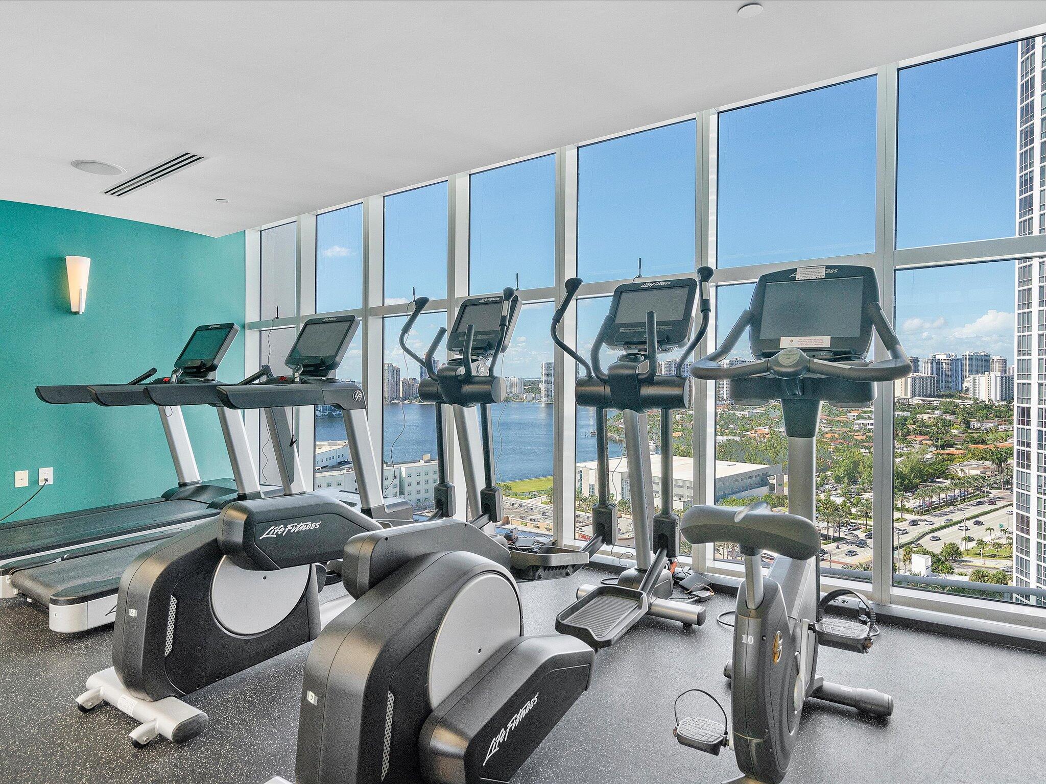 TRUMP PALACE CONDO - Residential