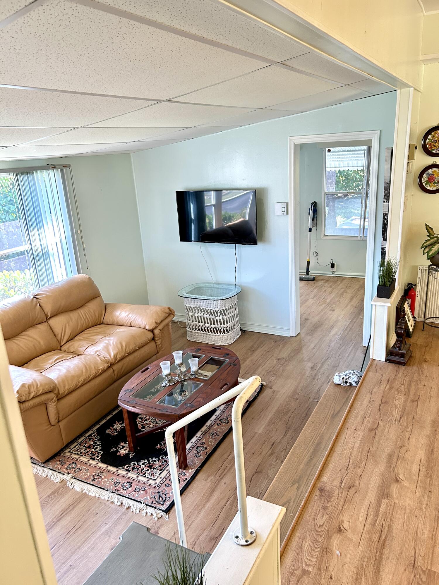 pine tree park legacy home - Residential