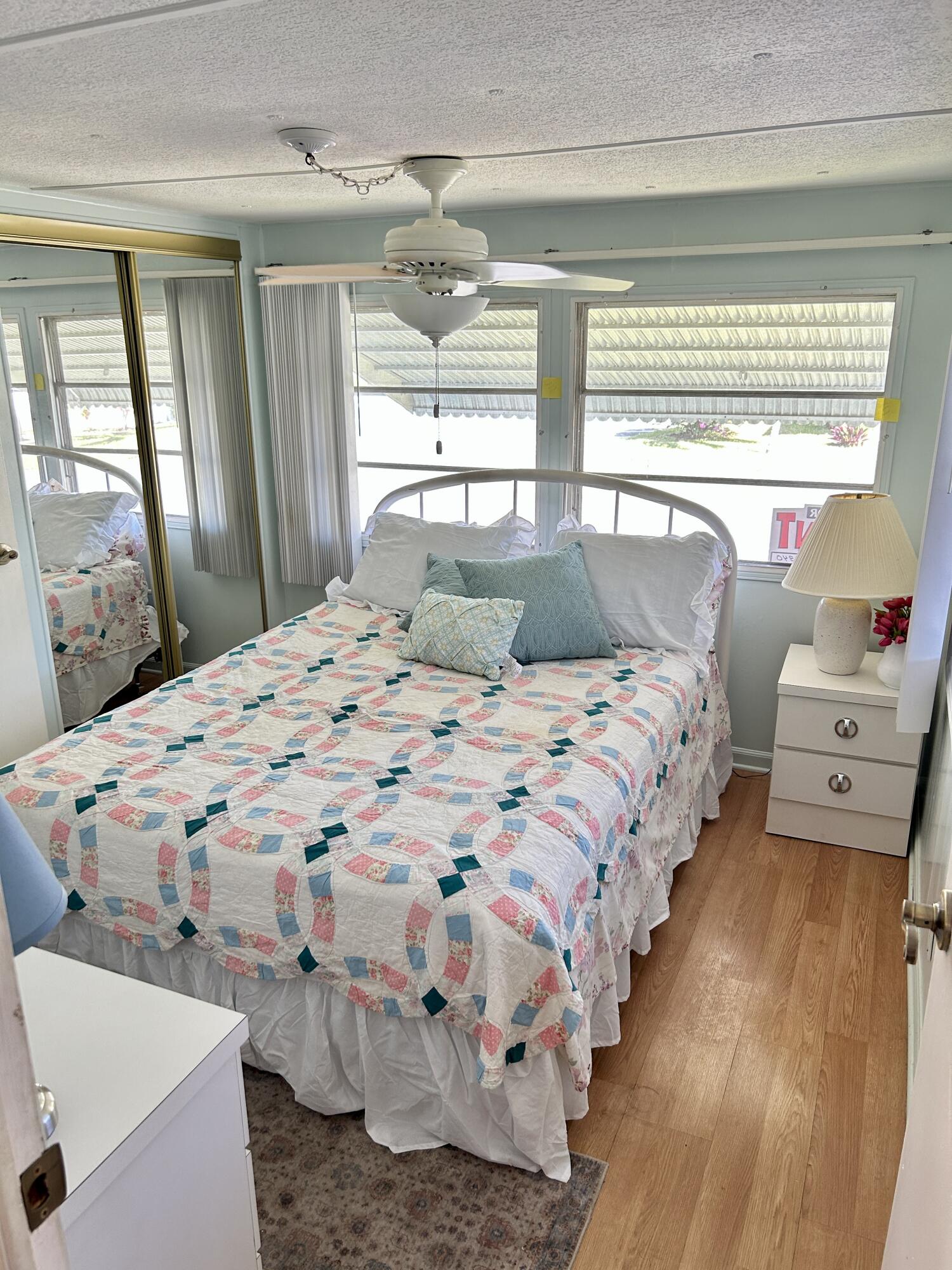 pine tree park legacy home - Residential