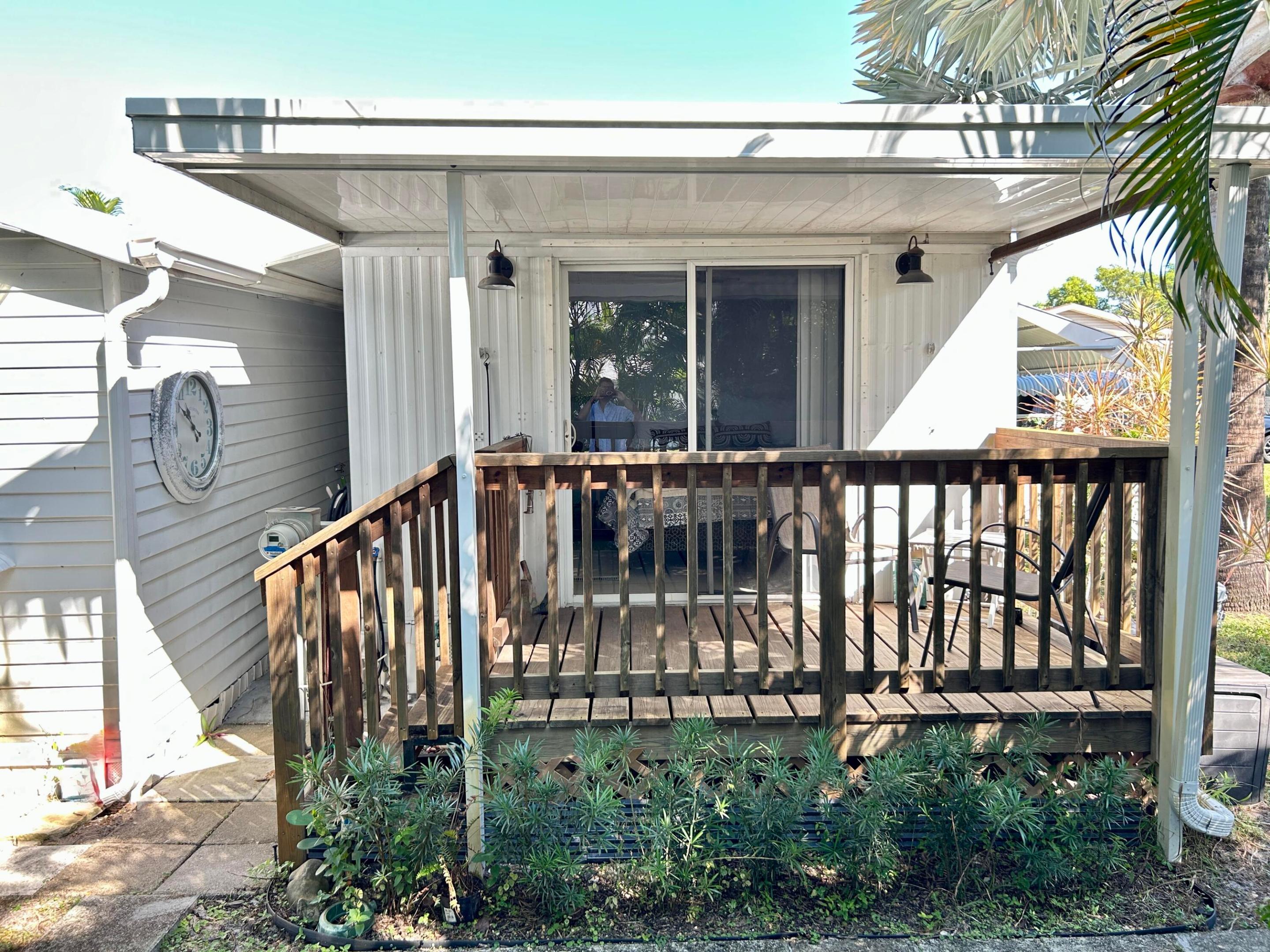 pine tree park legacy home - Residential