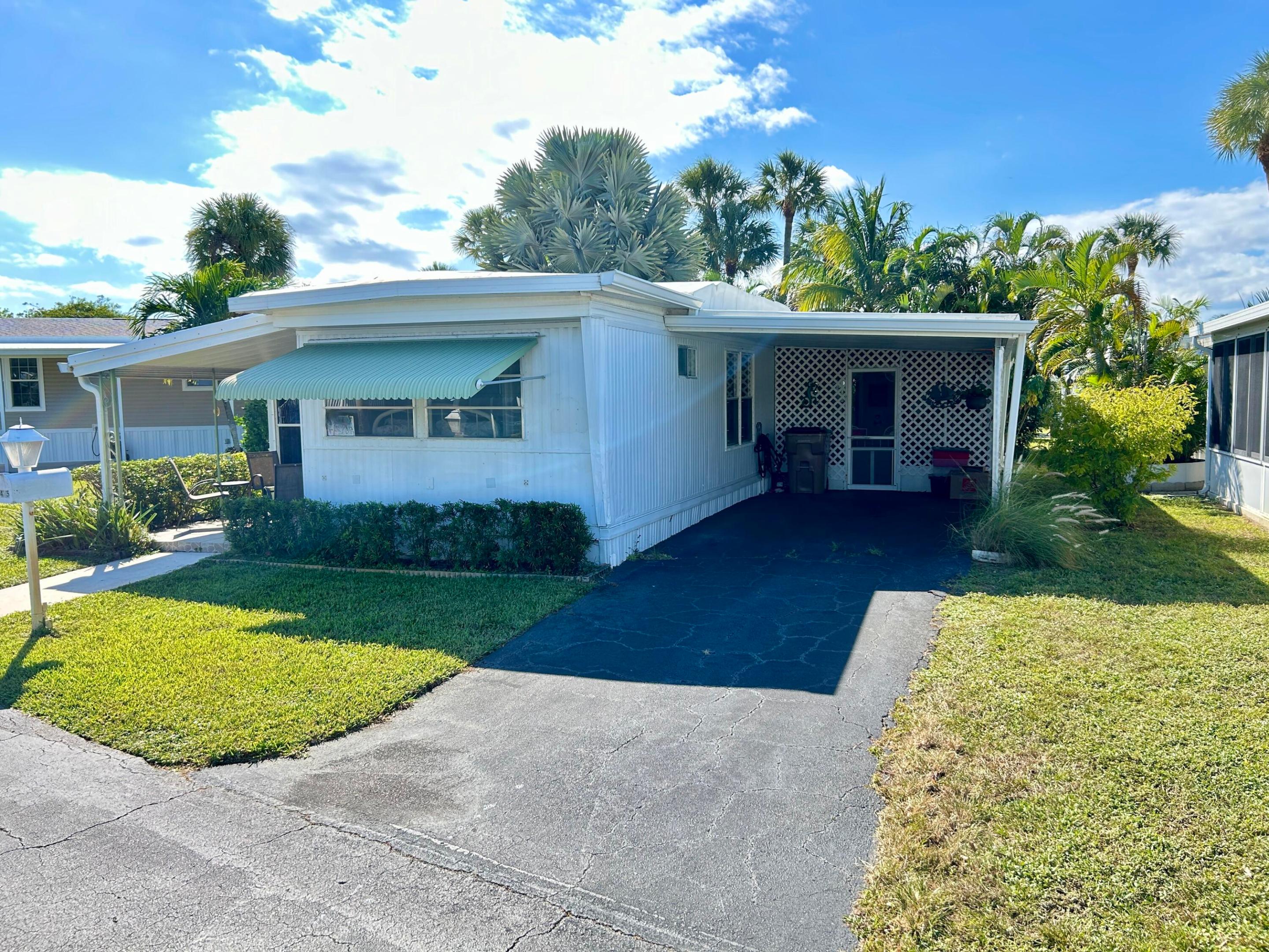 pine tree park legacy home - Residential