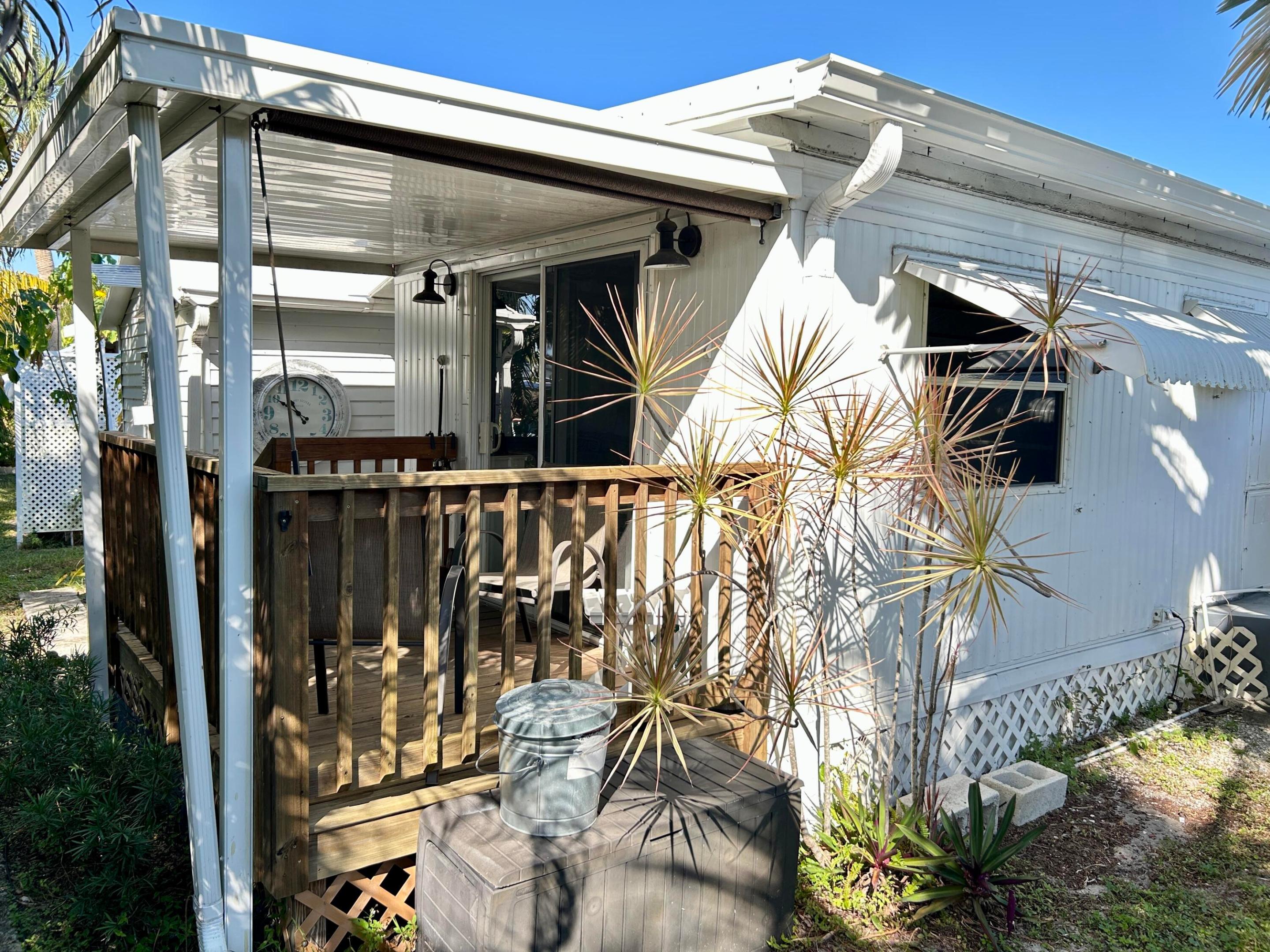 pine tree park legacy home - Residential