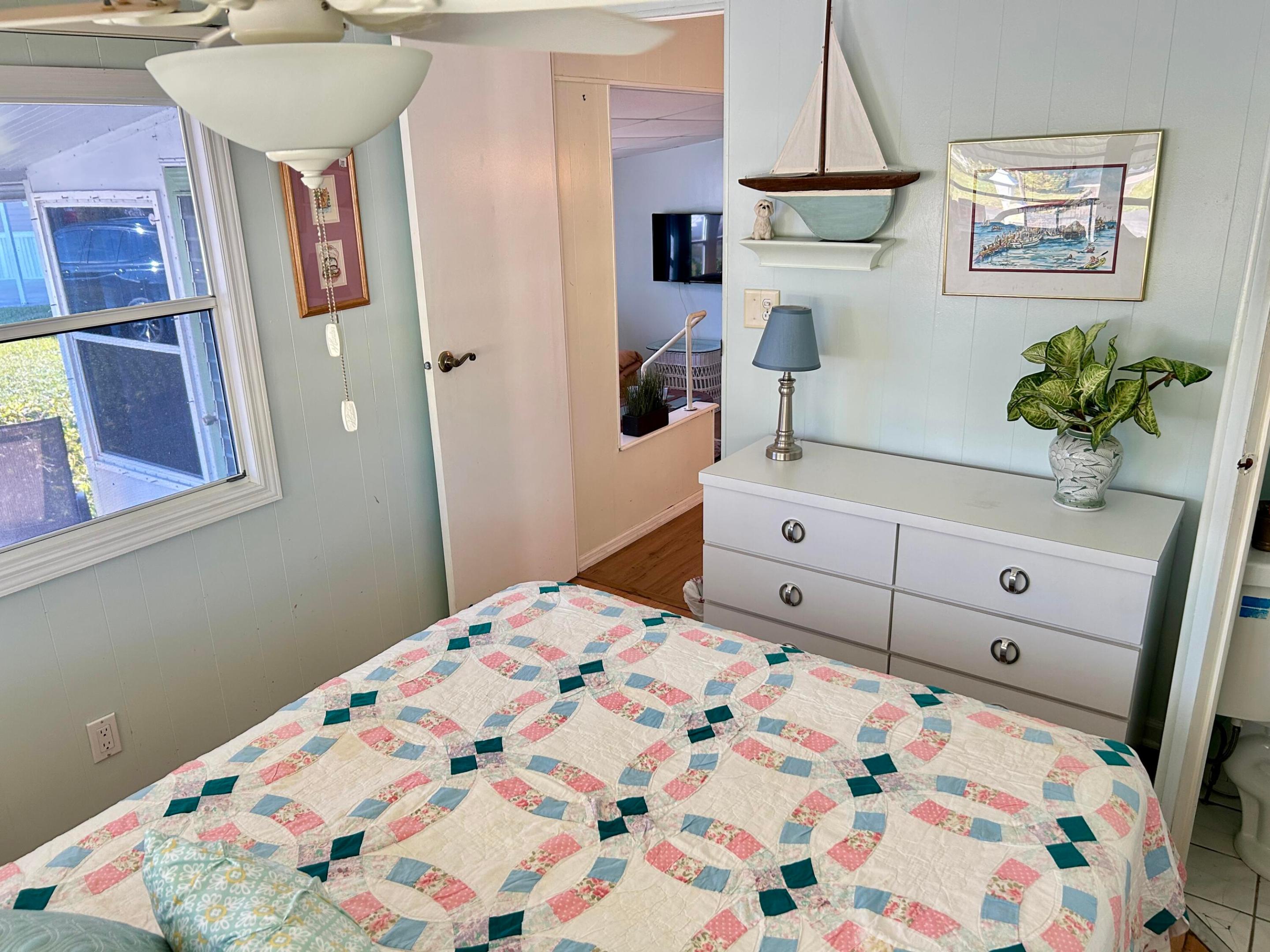pine tree park legacy home - Residential