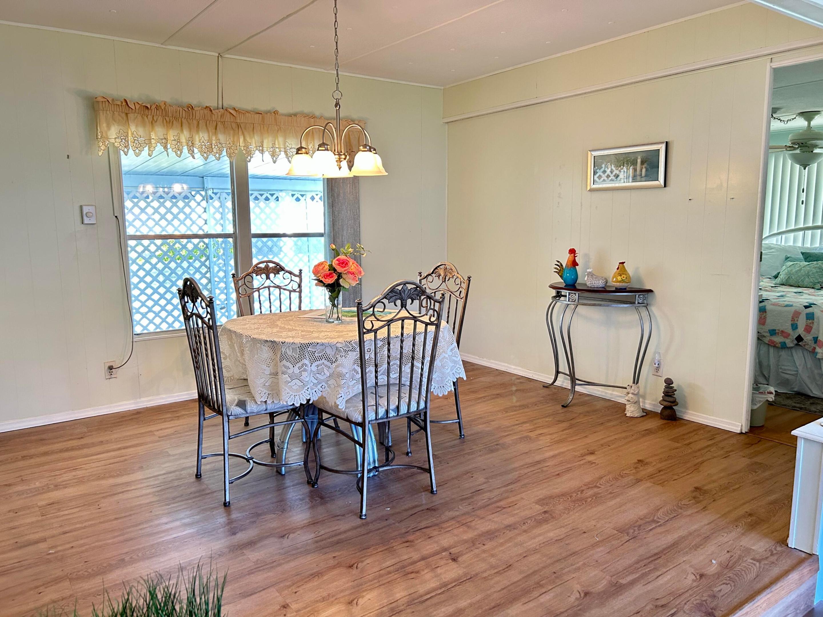 pine tree park legacy home - Residential