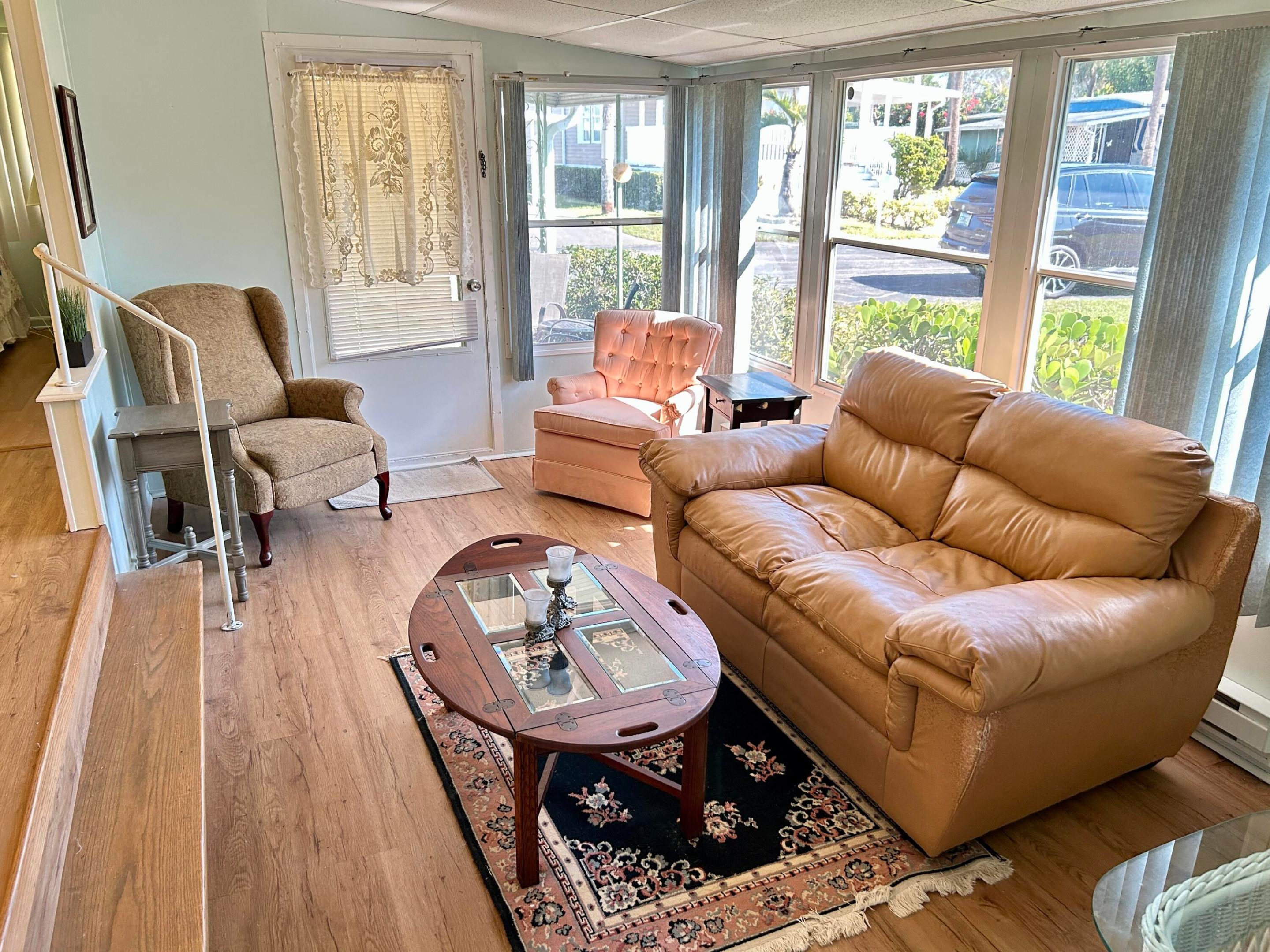 pine tree park legacy home - Residential