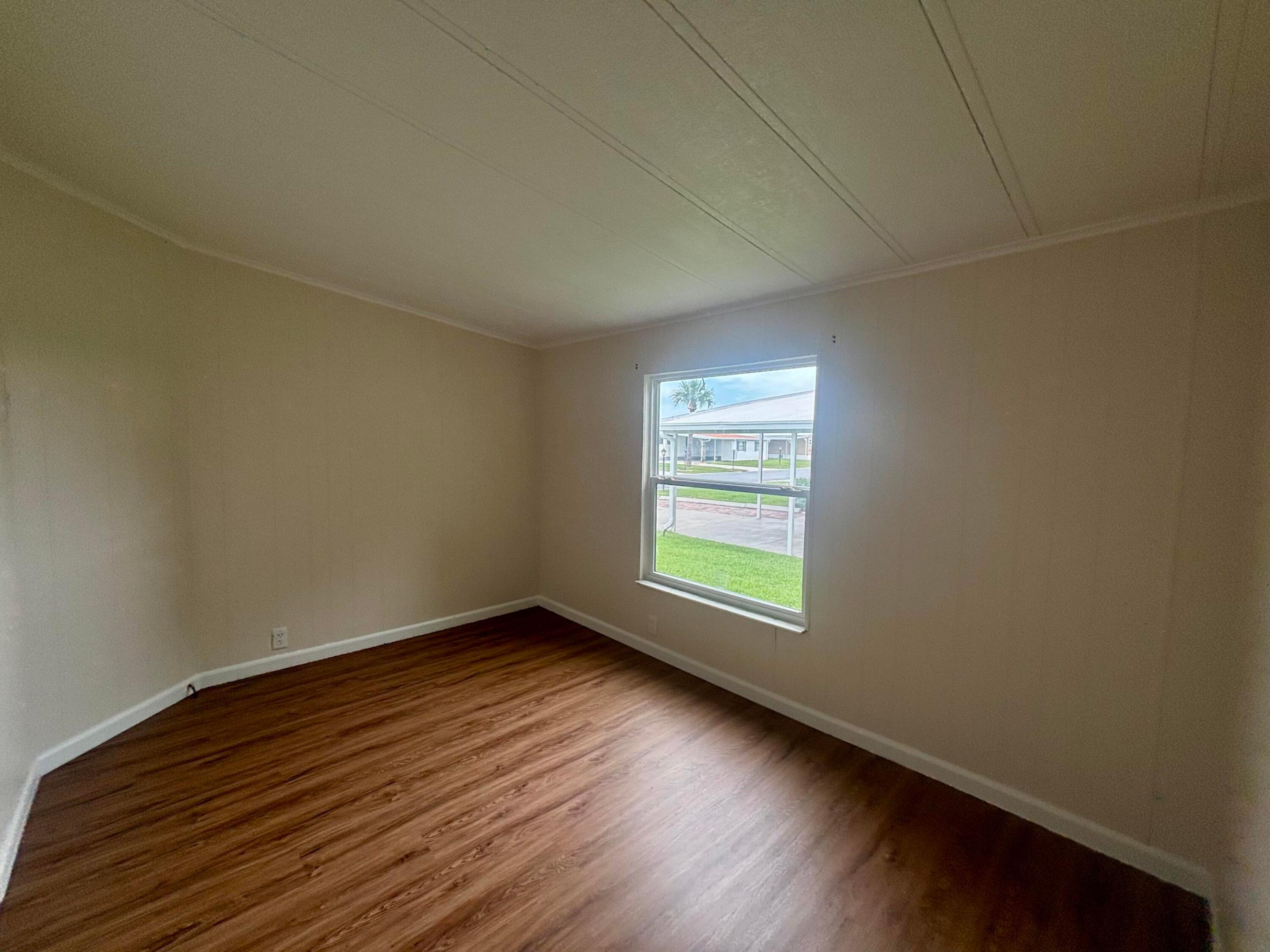 SEMINOLE COVE CONDOMINIUM - Residential