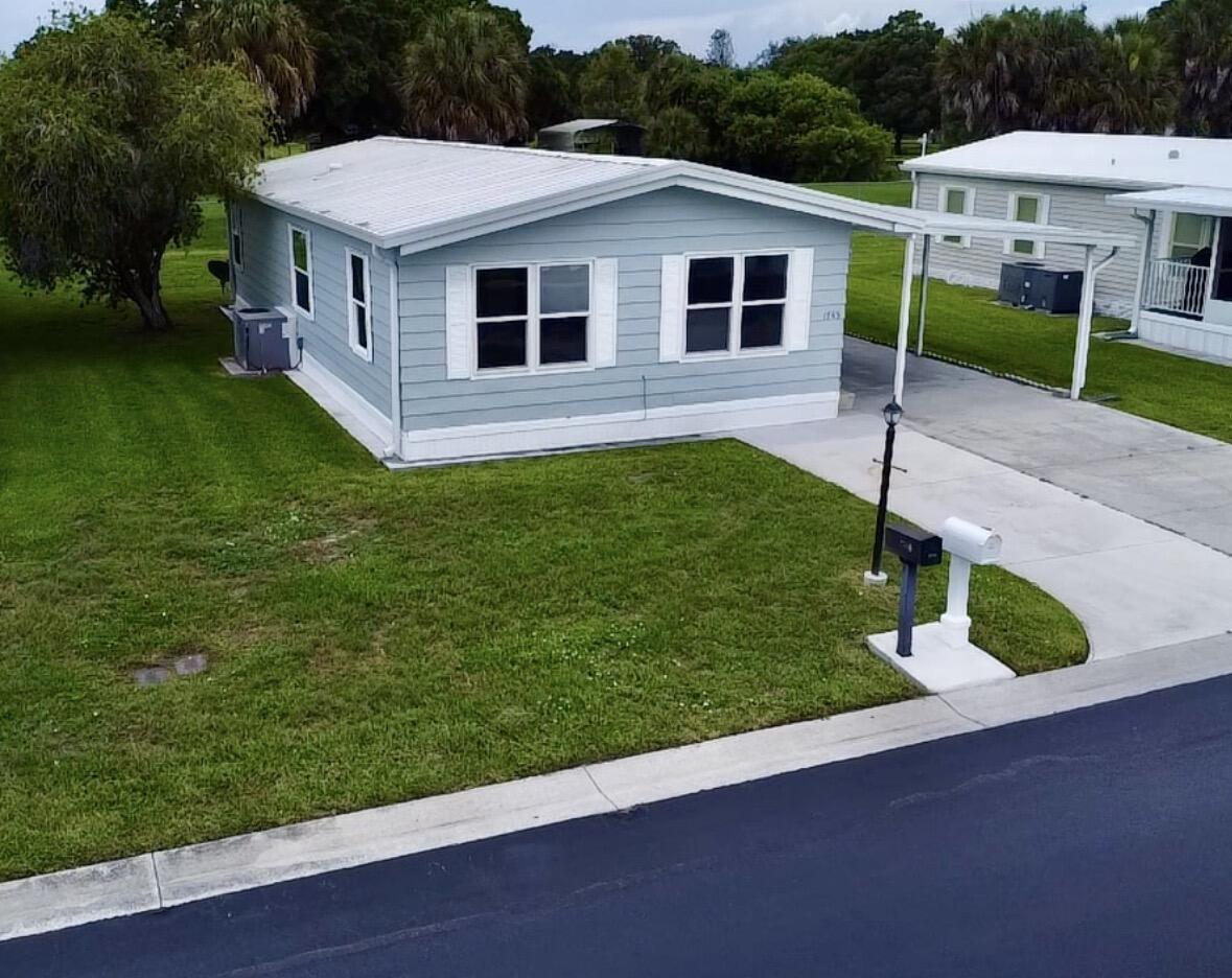 Seminole Cove- Charming 2-bedroom, 2-bath home in a sought-after 55+ community! This home offers comfortable living and access to outstanding amenities, including a clubhouse and resort-style community pool. Perfect for those seeking a low-maintenance lifestyle in a friendly, active neighborhood. All measurements are approximate.