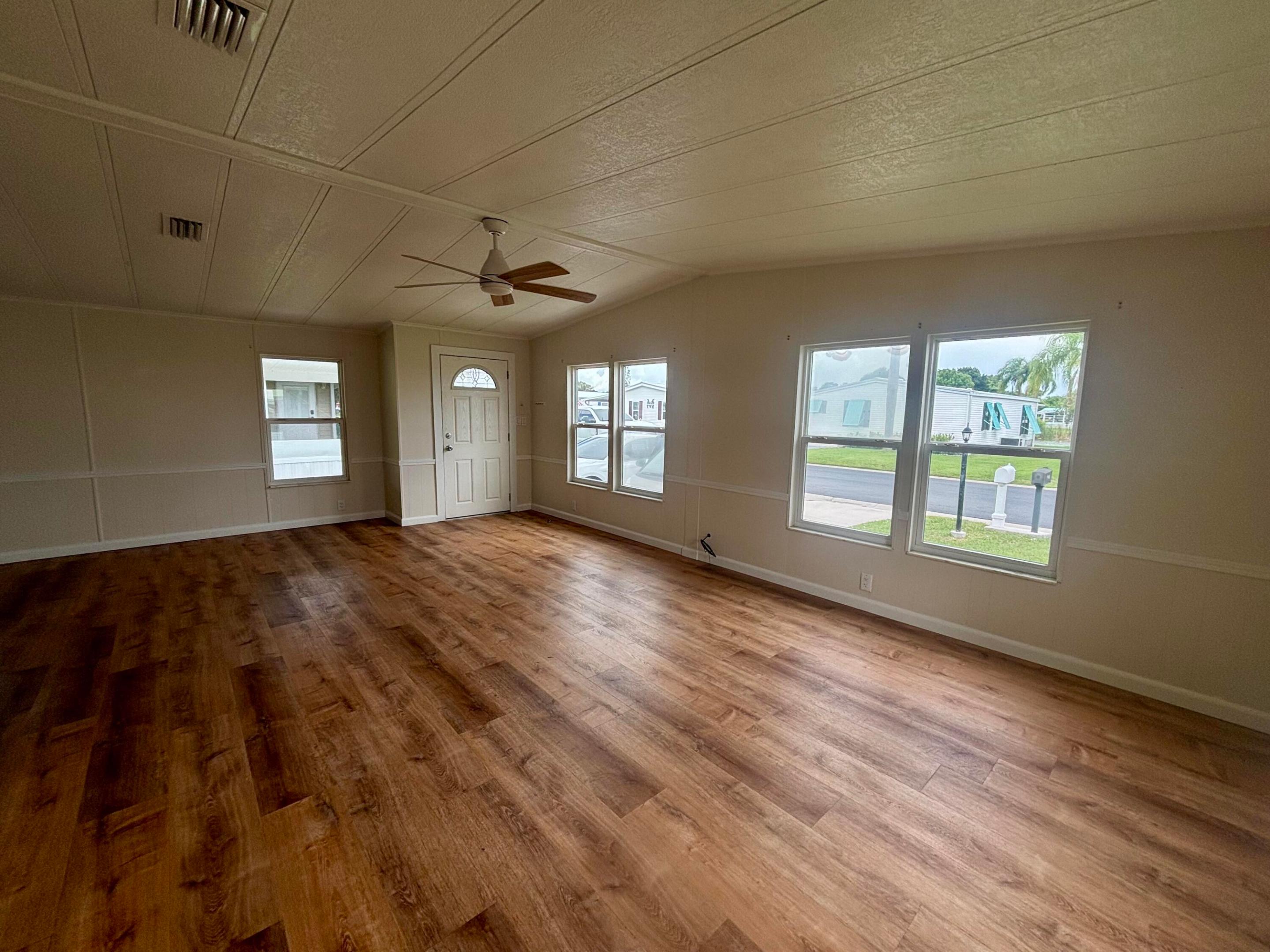 SEMINOLE COVE CONDOMINIUM - Residential