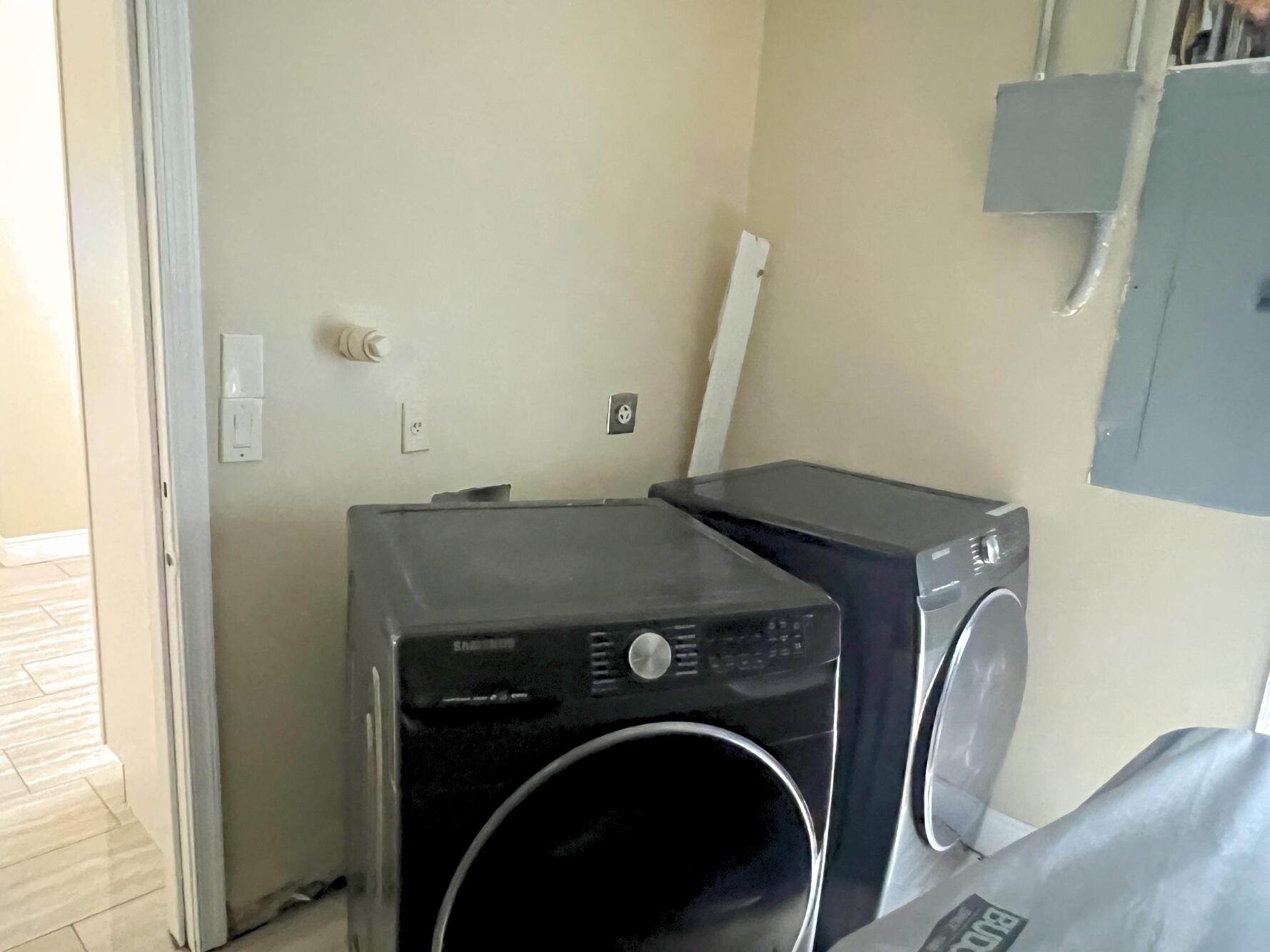 Acreage - Residential Lease