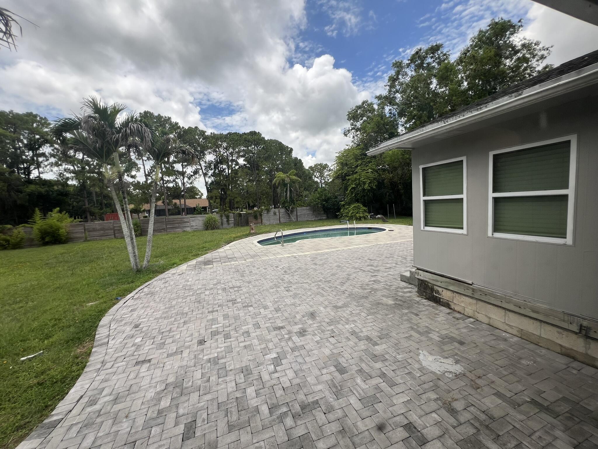 Acreage - Residential Lease