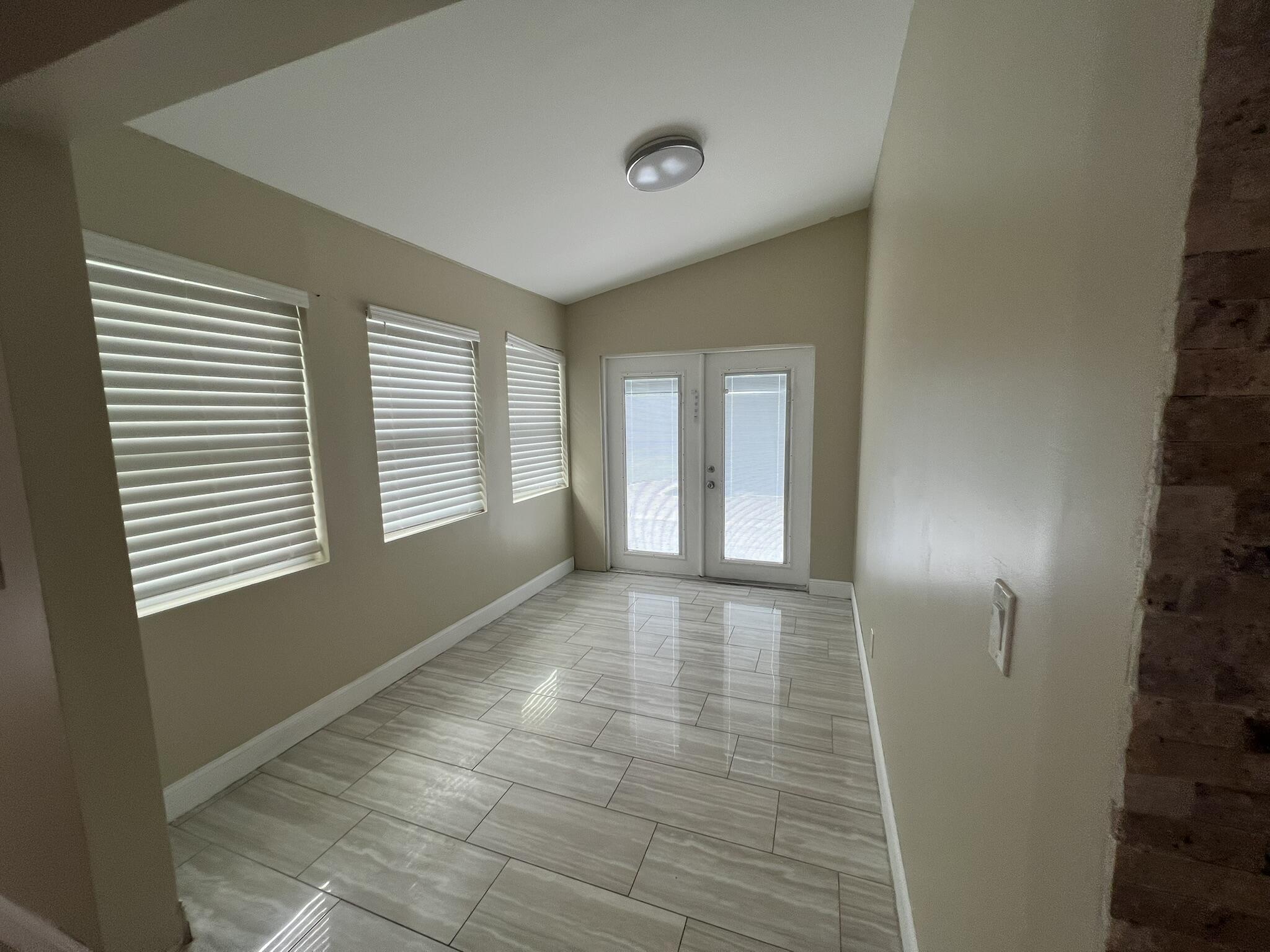 Acreage - Residential Lease