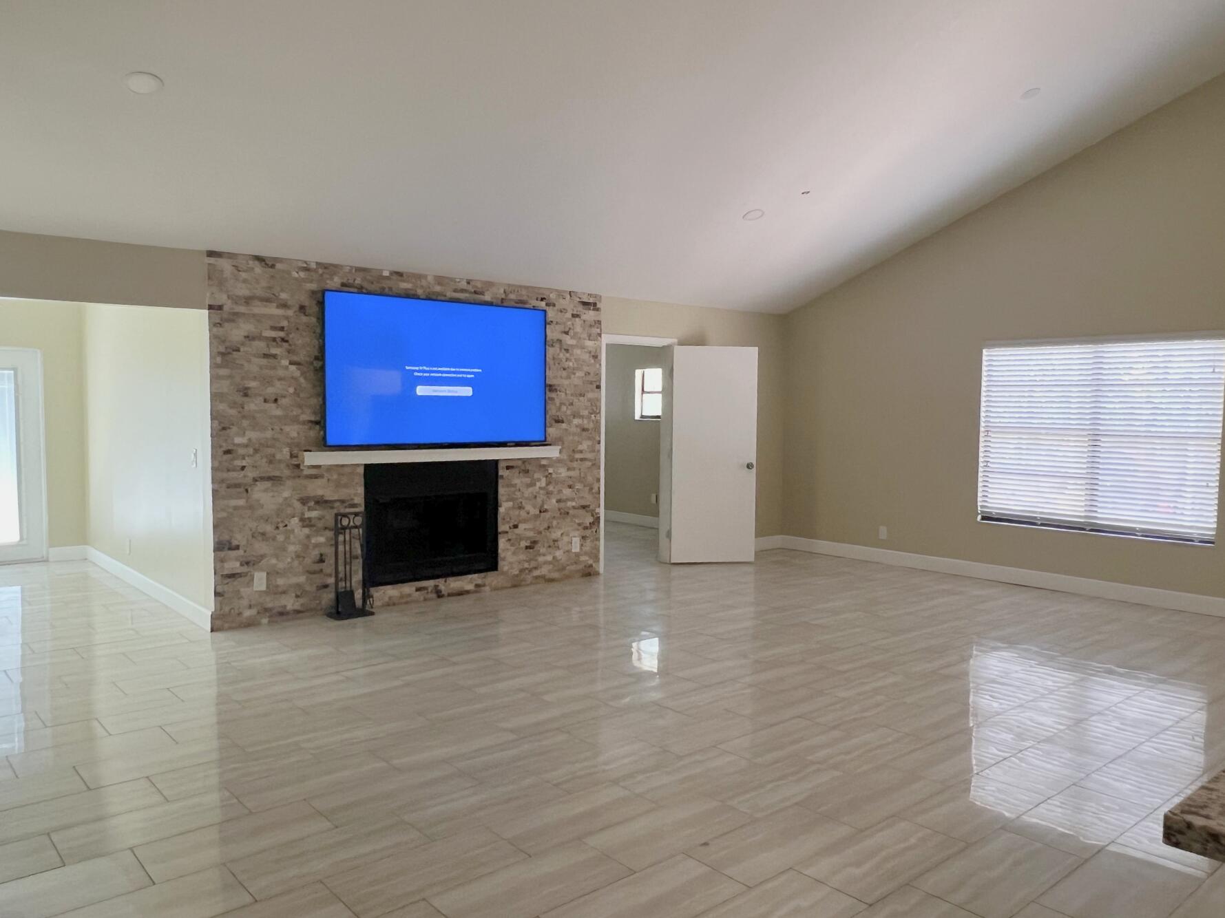 Acreage - Residential Lease