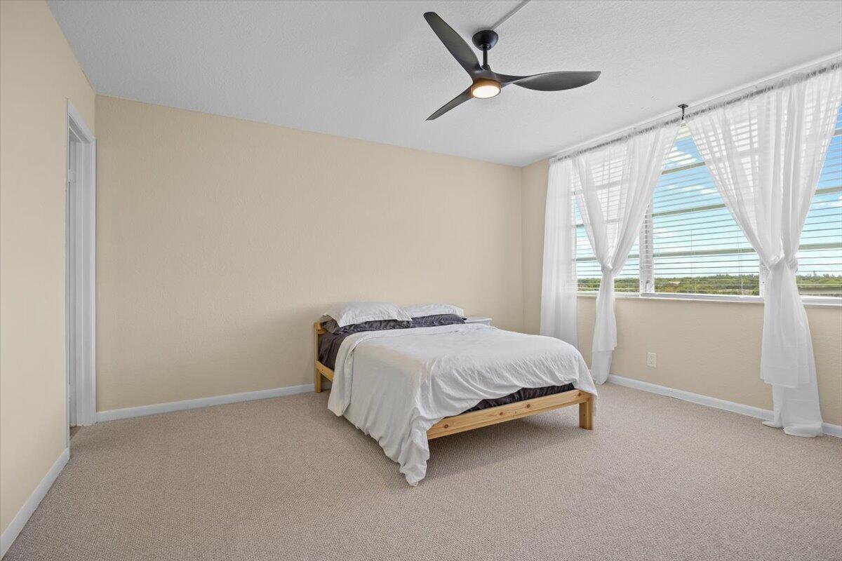 ROLLING HILLS GOLF AND TENNIS - Residential Lease