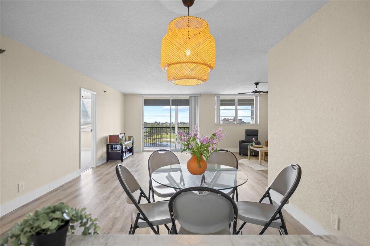 ROLLING HILLS GOLF AND TENNIS - Residential Lease