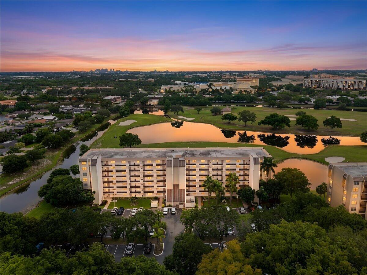 ROLLING HILLS GOLF AND TENNIS - Residential Lease