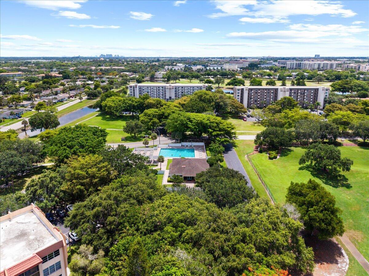 ROLLING HILLS GOLF AND TENNIS - Residential Lease
